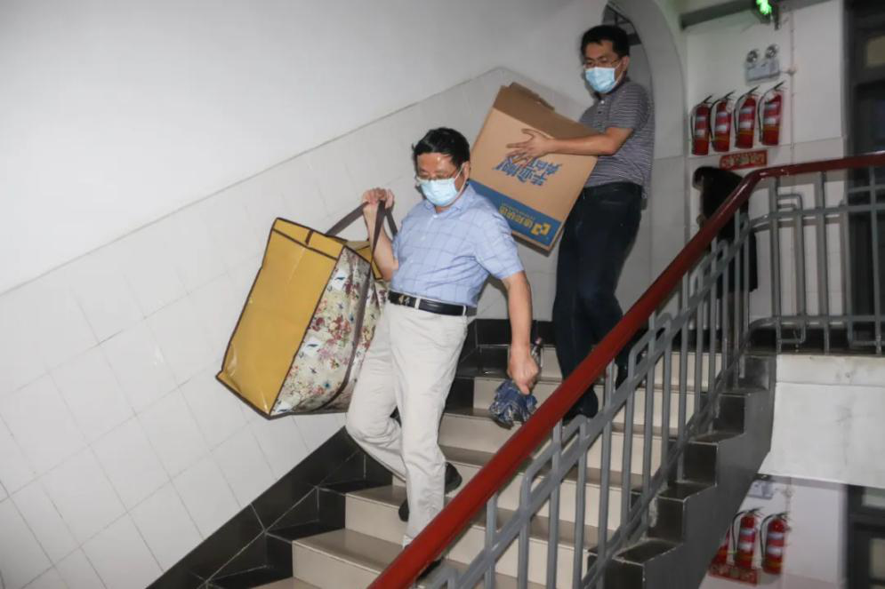 图片4.png 图片4.png