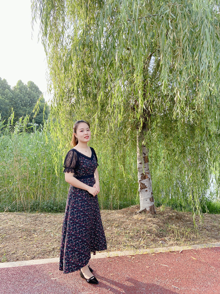 刘喜娜2_副本.jpg 刘喜娜2_副本.jpg