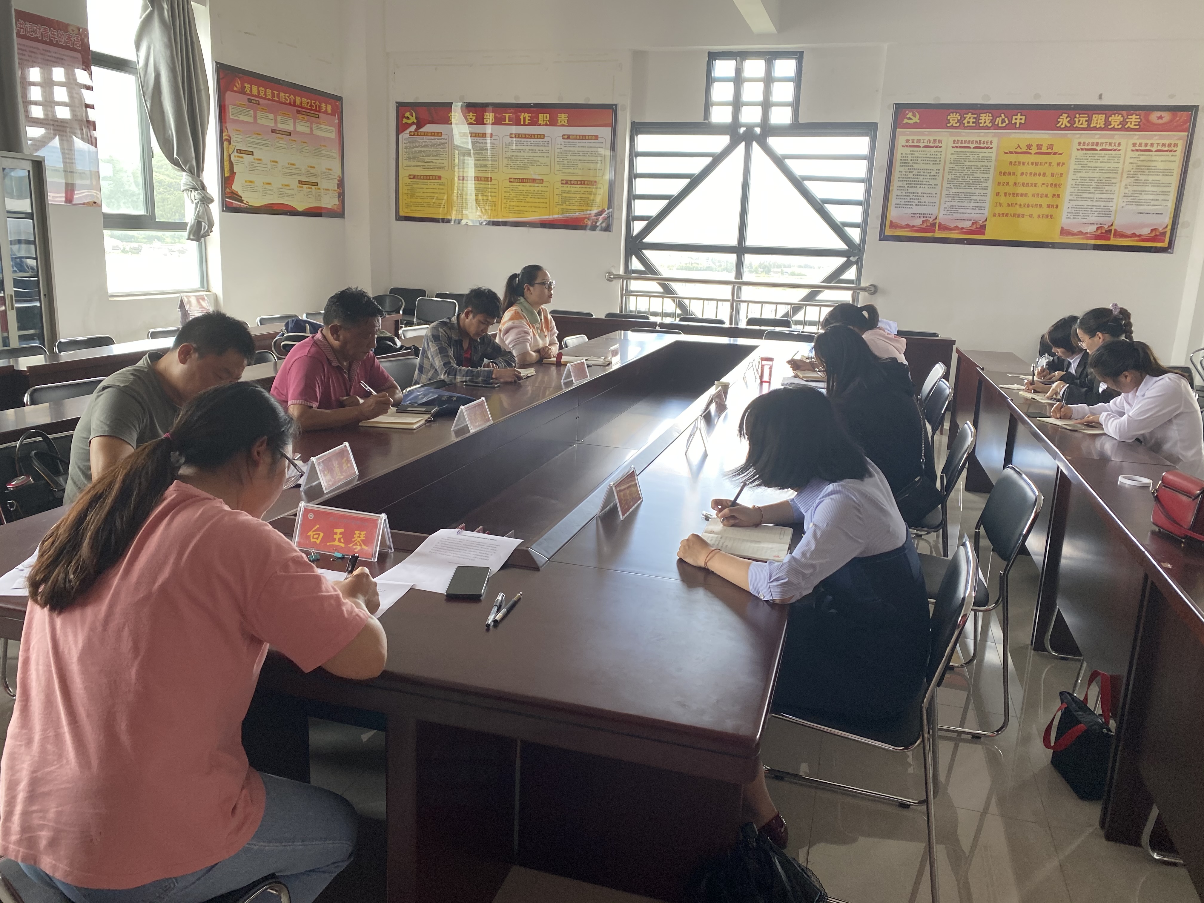 IMG_3301.JPG IMG_3301.JPG