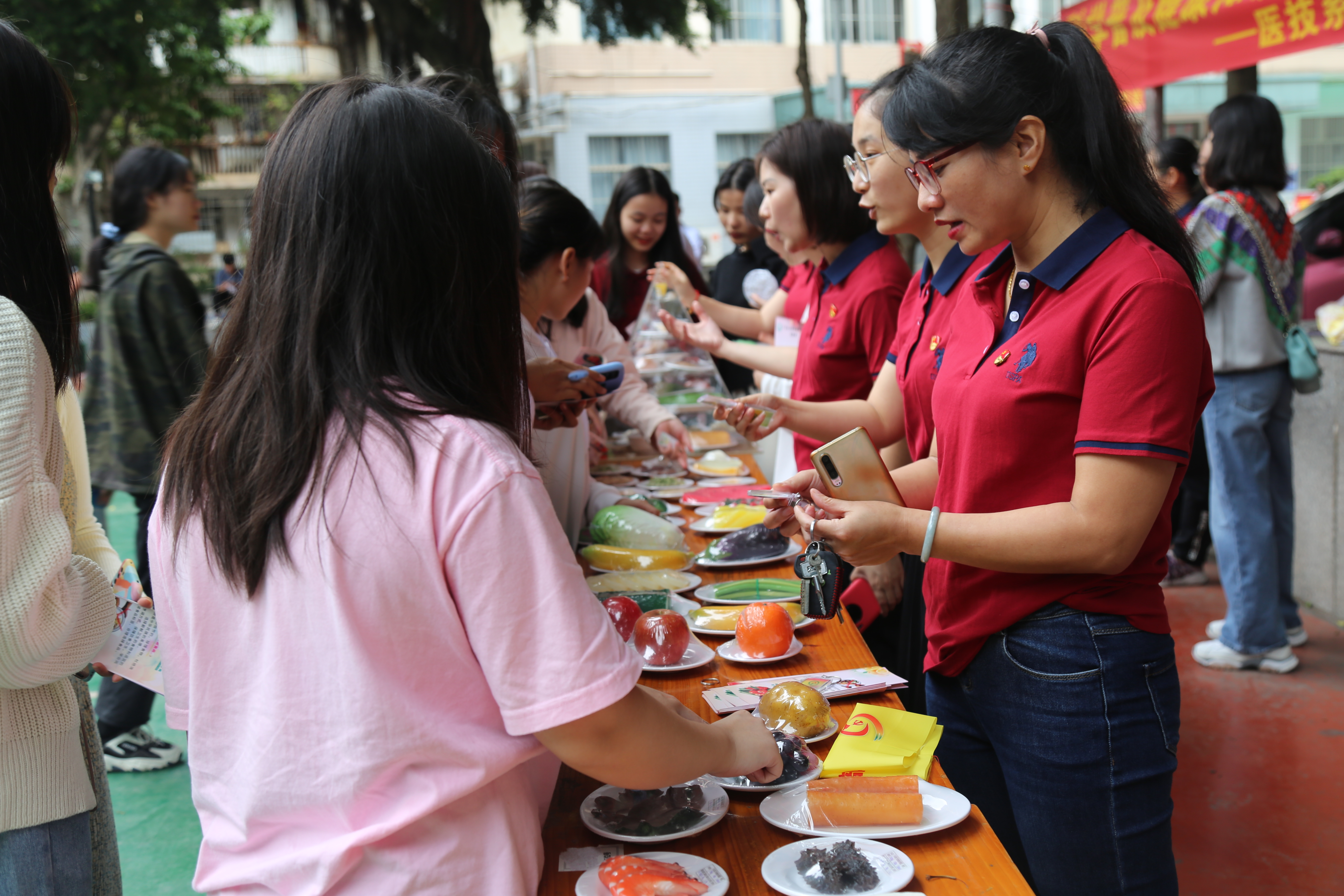 赠送小礼品.JPG