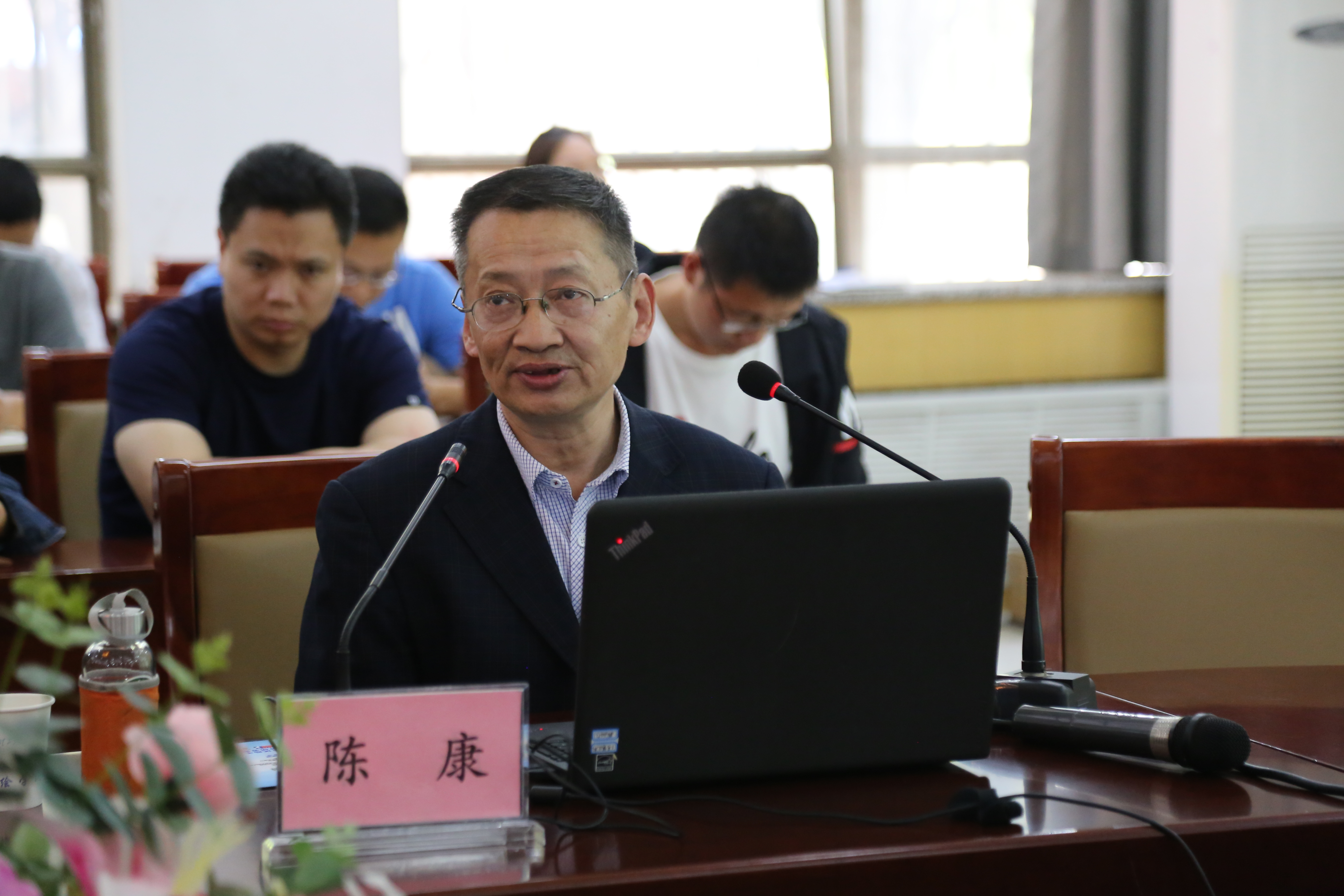 党史学习教育报告会1.JPG