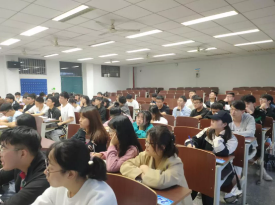 育人号.png 育人号.png