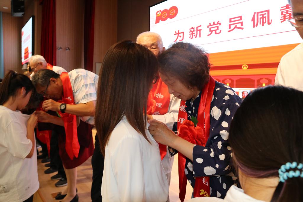 465E34C96A4EDF3ACC551A2602E_40BA1E80_143D7.jpg 465E34C96A4EDF3ACC551A2602E_40BA1E80_143D7.jpg