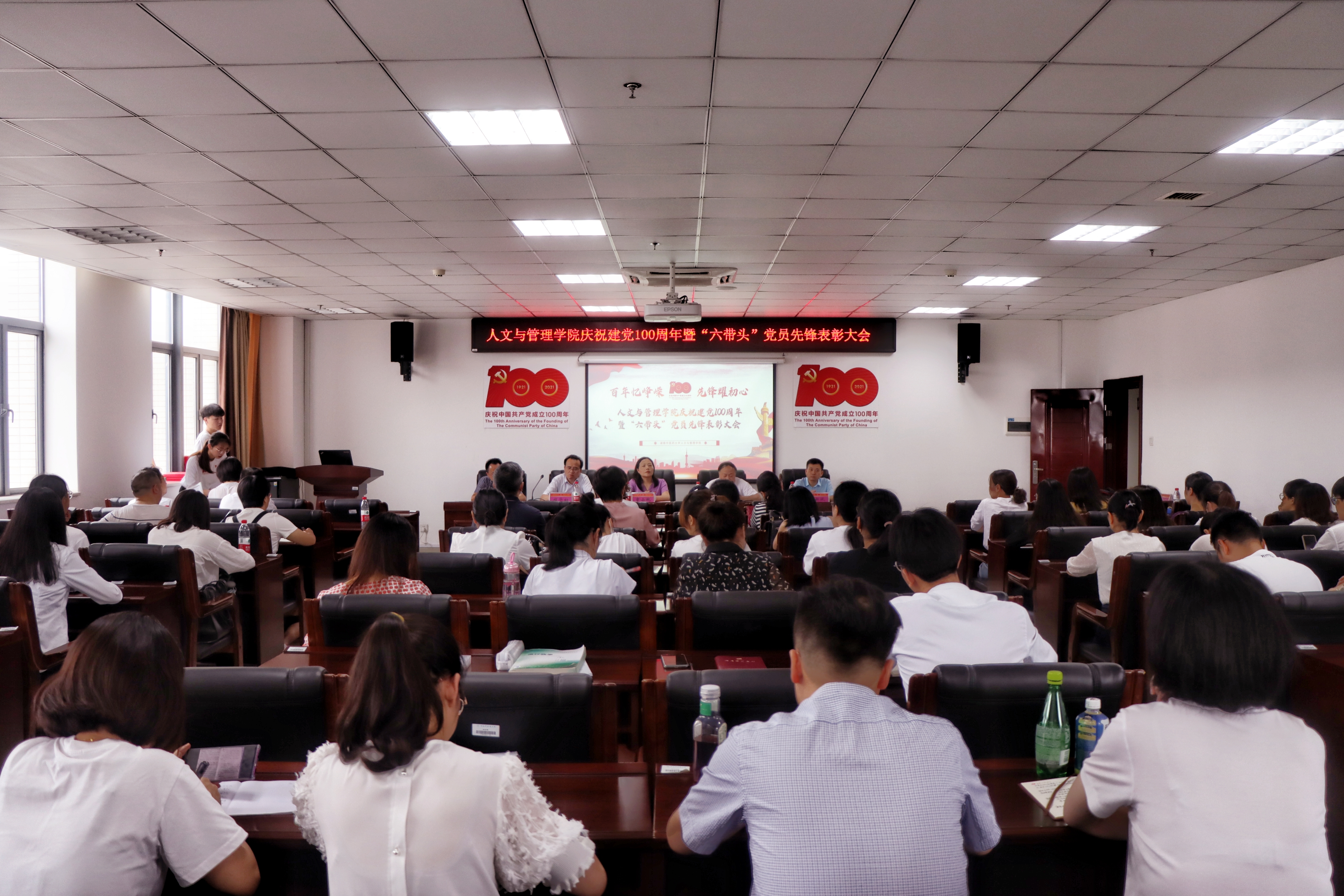 dcb26eab472ecc36abbea4c3a5eb782.jpg dcb26eab472ecc36abbea4c3a5eb782.jpg