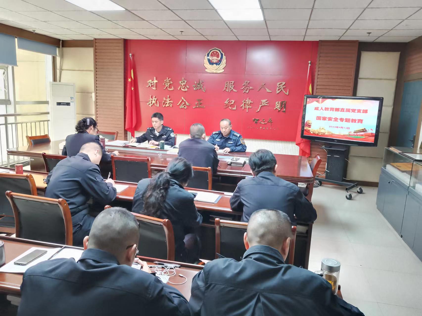 4b3a5724fd8302c67bea8a249b1251e.jpg 4b3a5724fd8302c67bea8a249b1251e.jpg