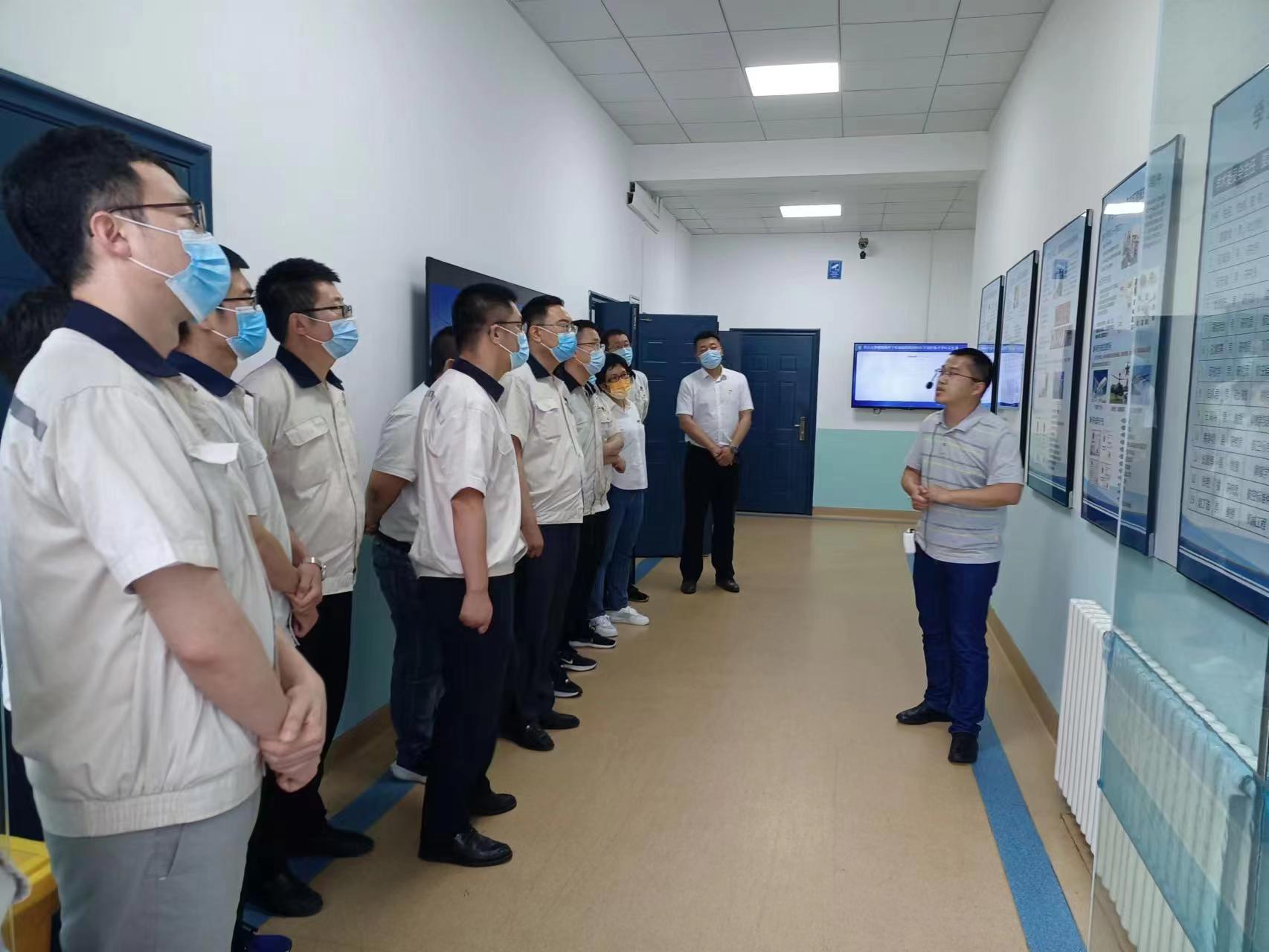 参过国防重点学科实验室.jpg 参过国防重点学科实验室.jpg