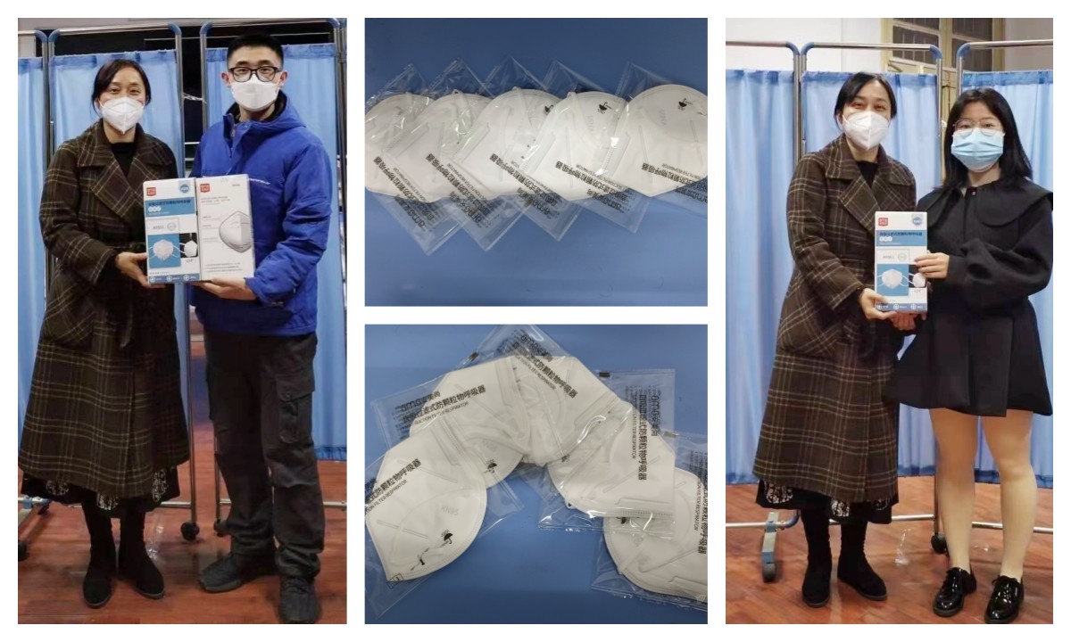 口罩发放现场.jpg