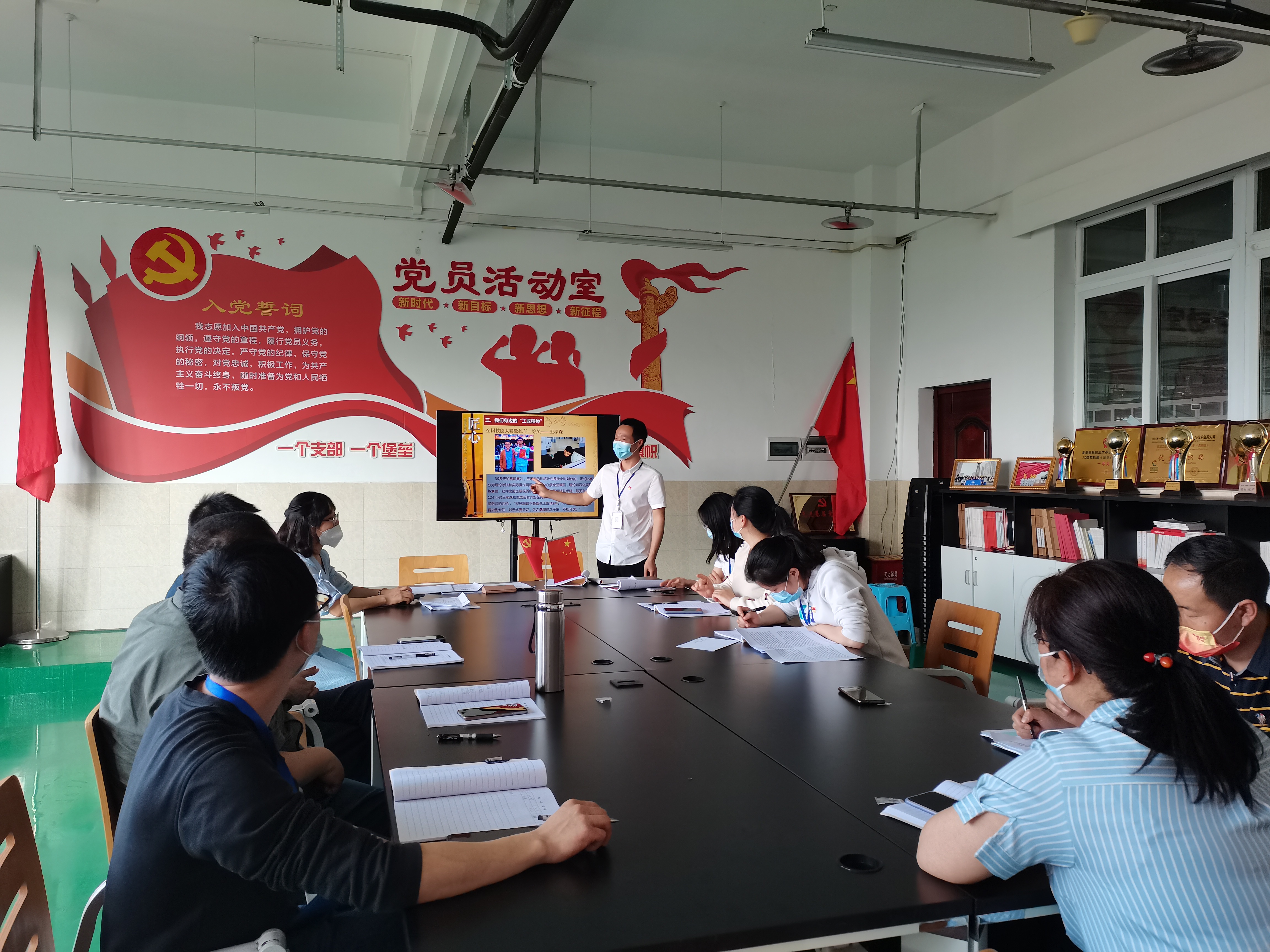 图片3.jpg 图片3.jpg