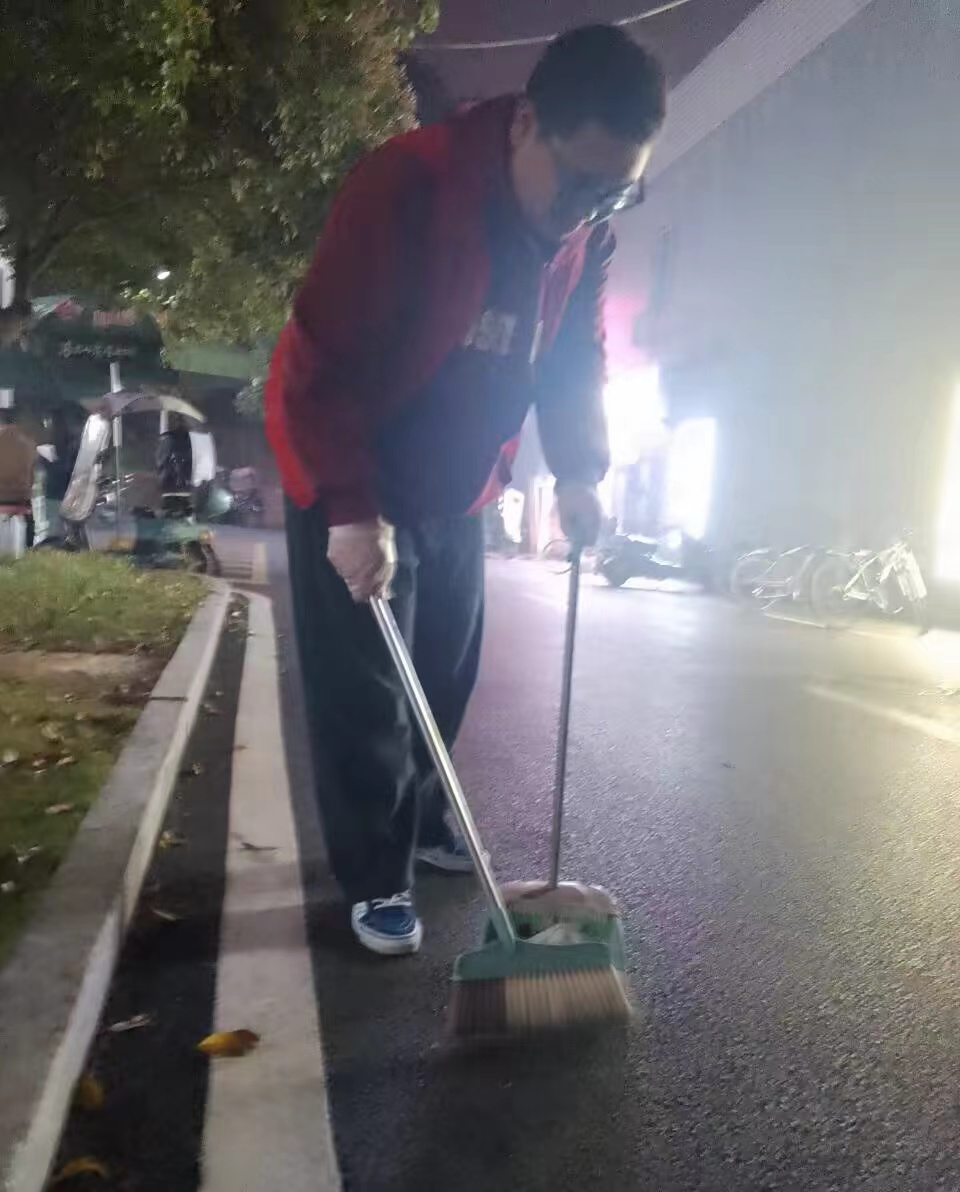 照片3.jpg 照片3.jpg