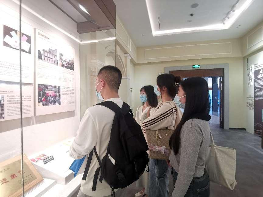 广州华侨博物馆参观学习活动3.png