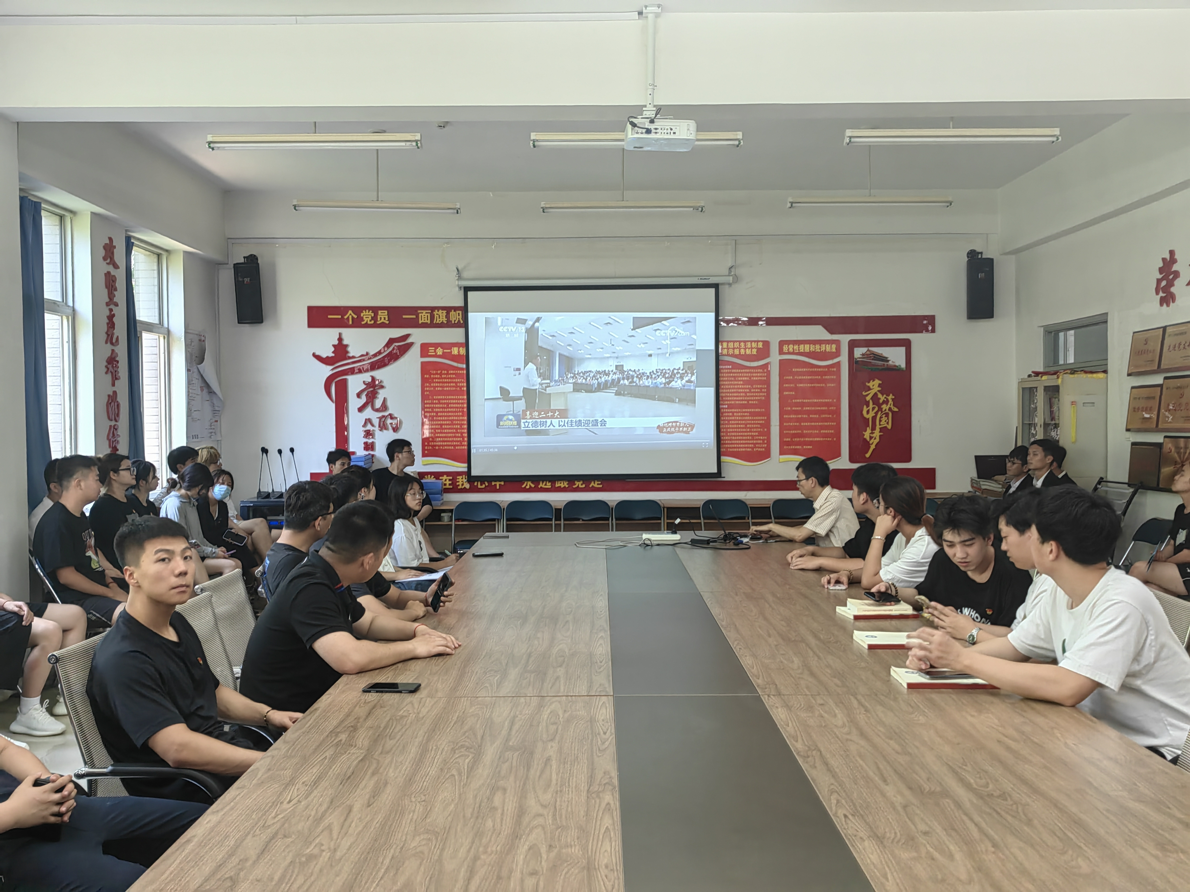 e6c97af8197d7d097c3268eb719b38e.jpg e6c97af8197d7d097c3268eb719b38e.jpg