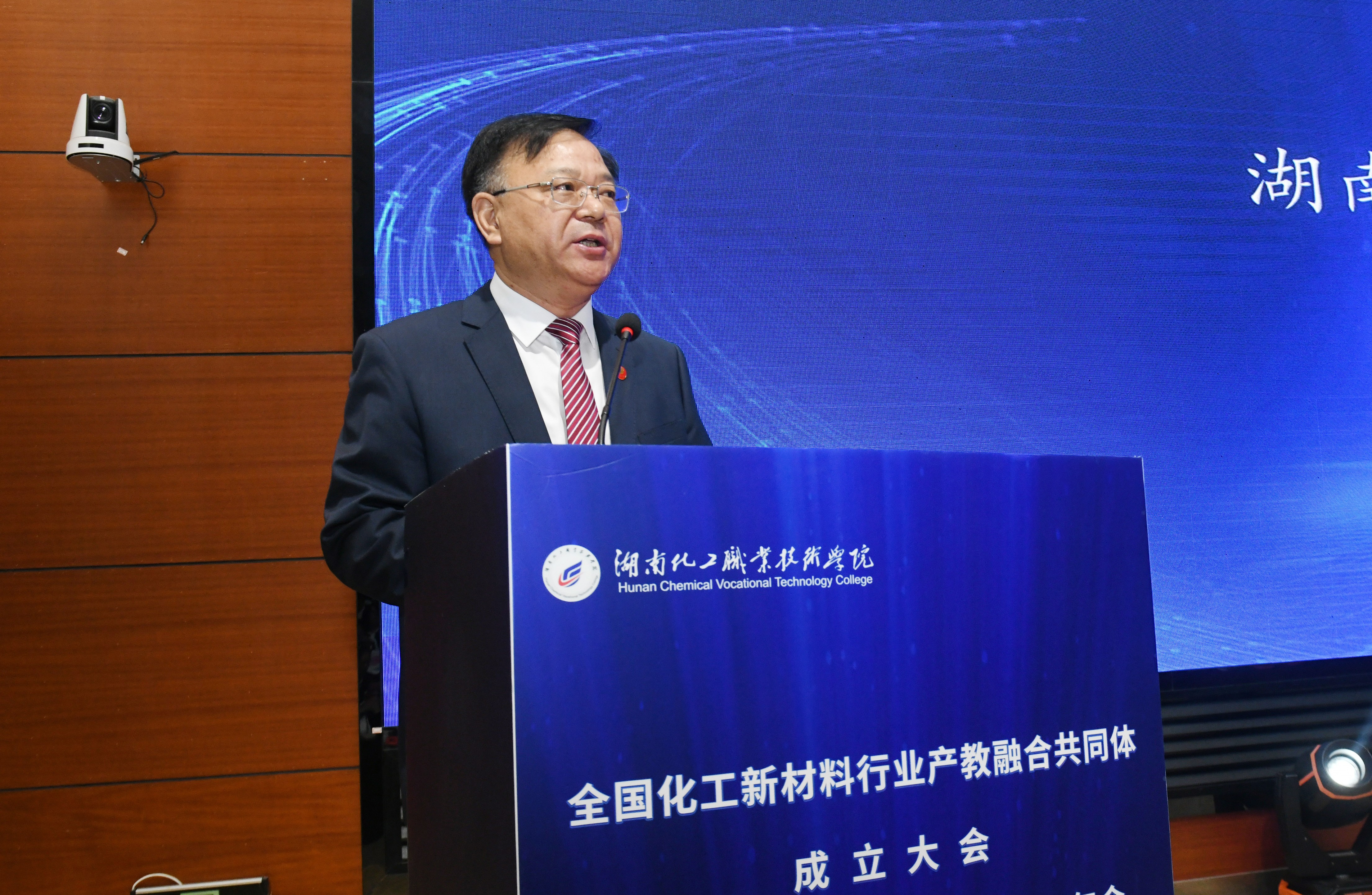 97bd9eb59f7640479597920e6bb1ea24 (1).jpg