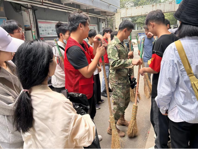 (图2 领取劳动工具).png (图2 领取劳动工具).png