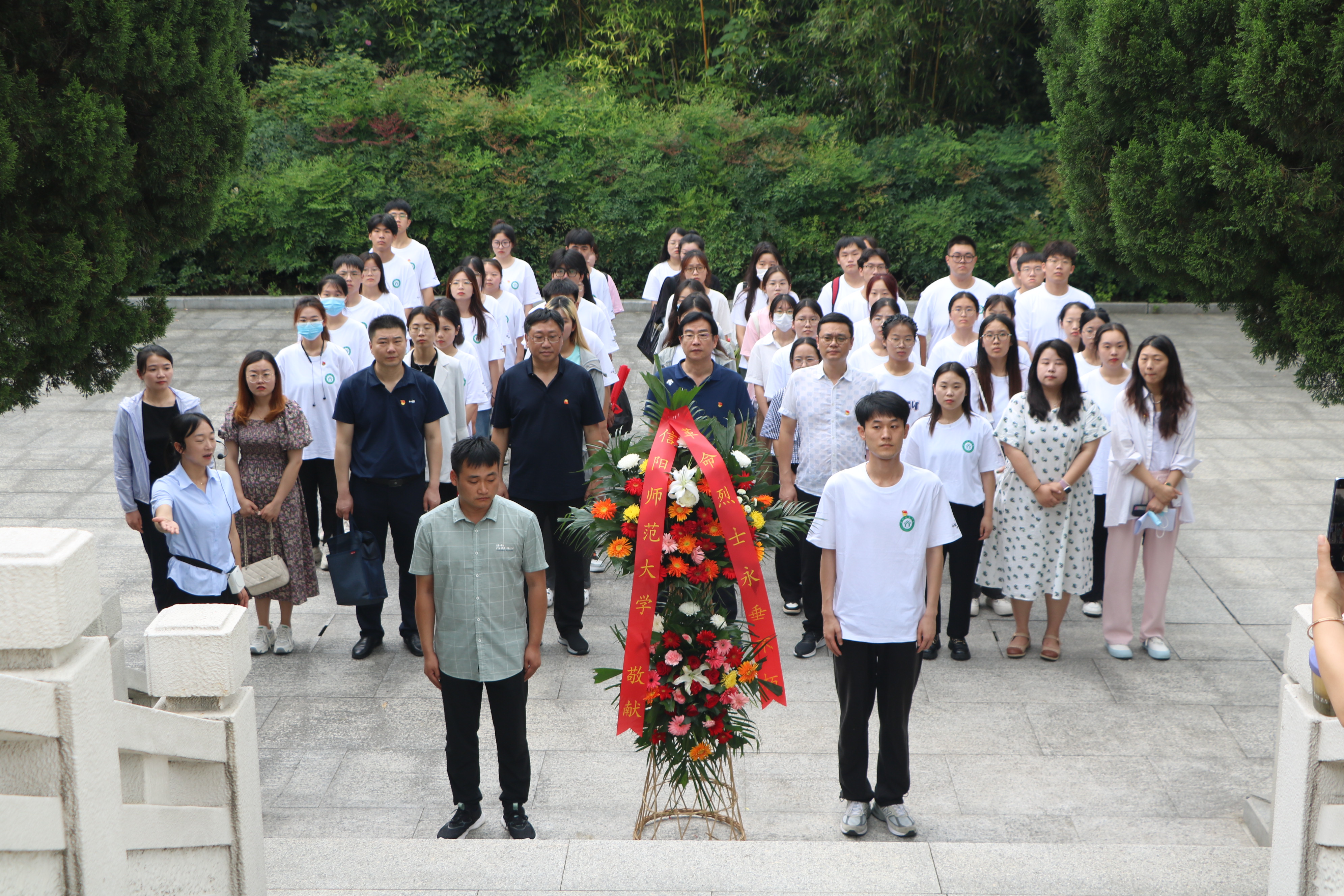 IMG_9977(1).jpg IMG_9977(1).jpg