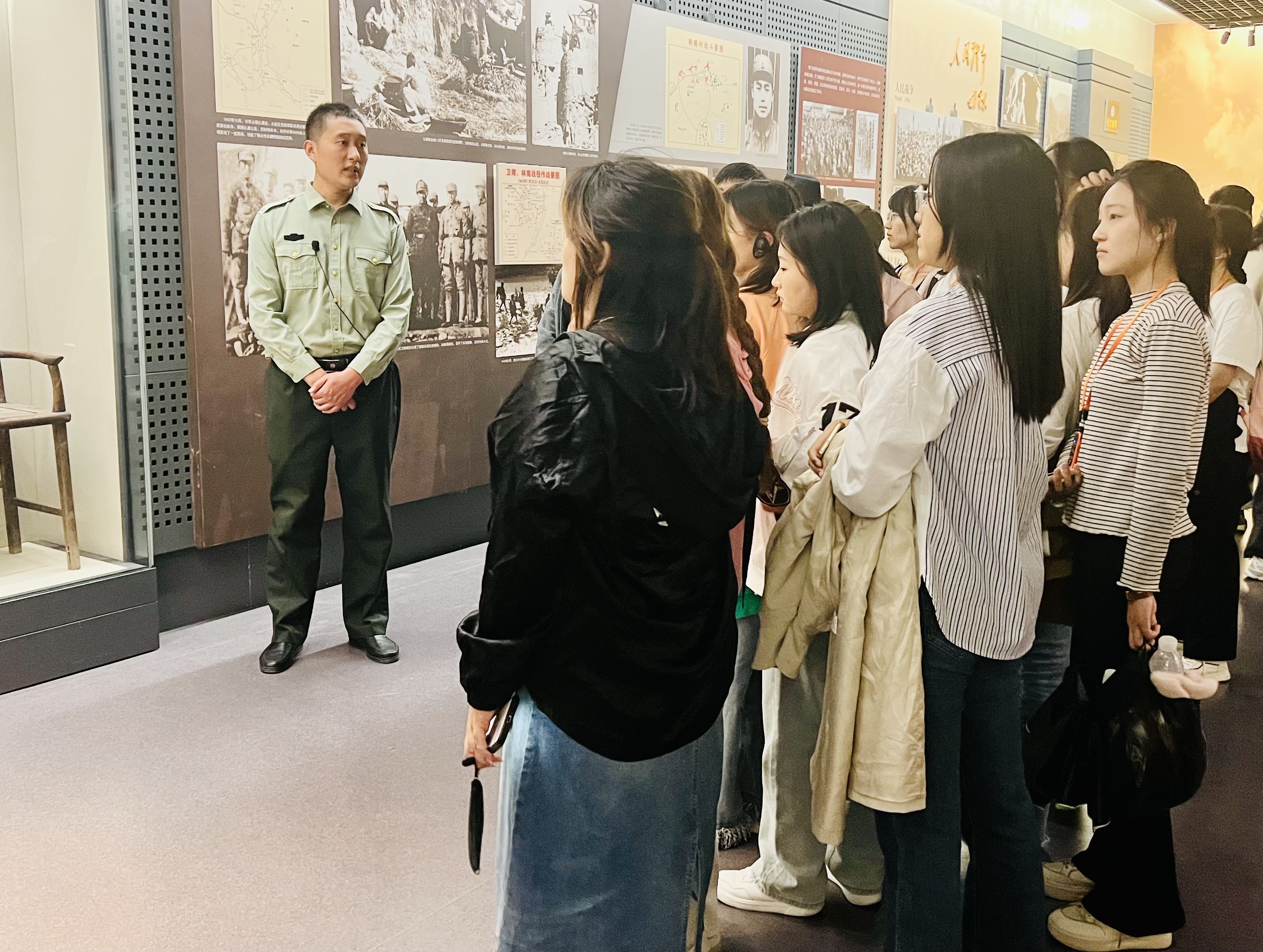 01ec345035b85a5dd886bc12106ec3b.jpg 01ec345035b85a5dd886bc12106ec3b.jpg