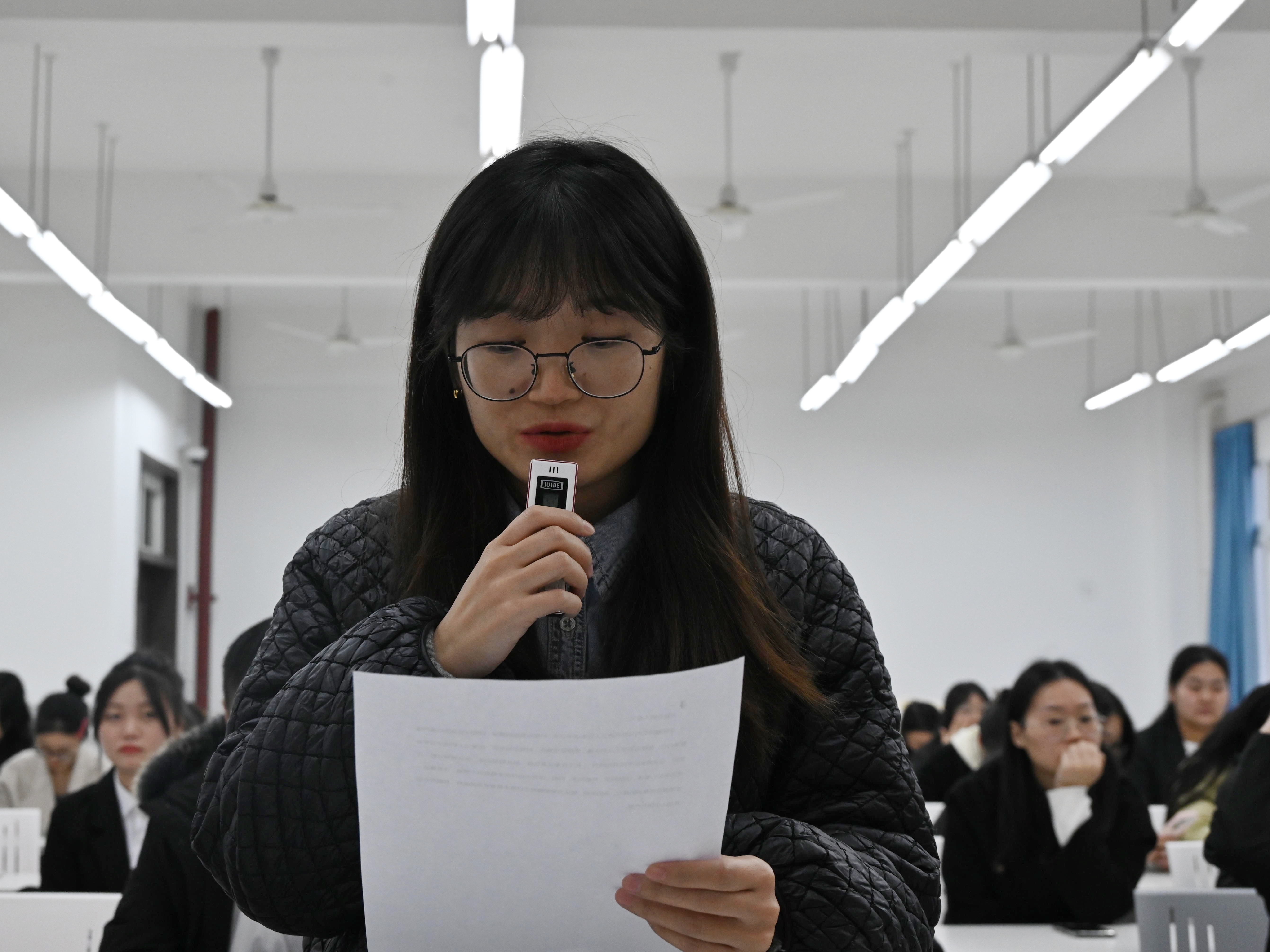 入党介绍人 2.jpg 入党介绍人 2.jpg