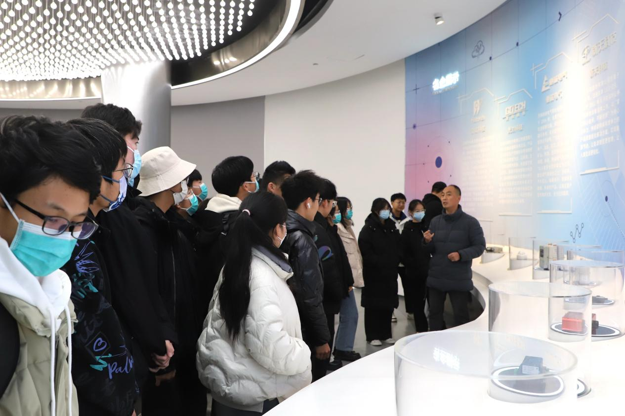 图片 1.png 图片 1.png