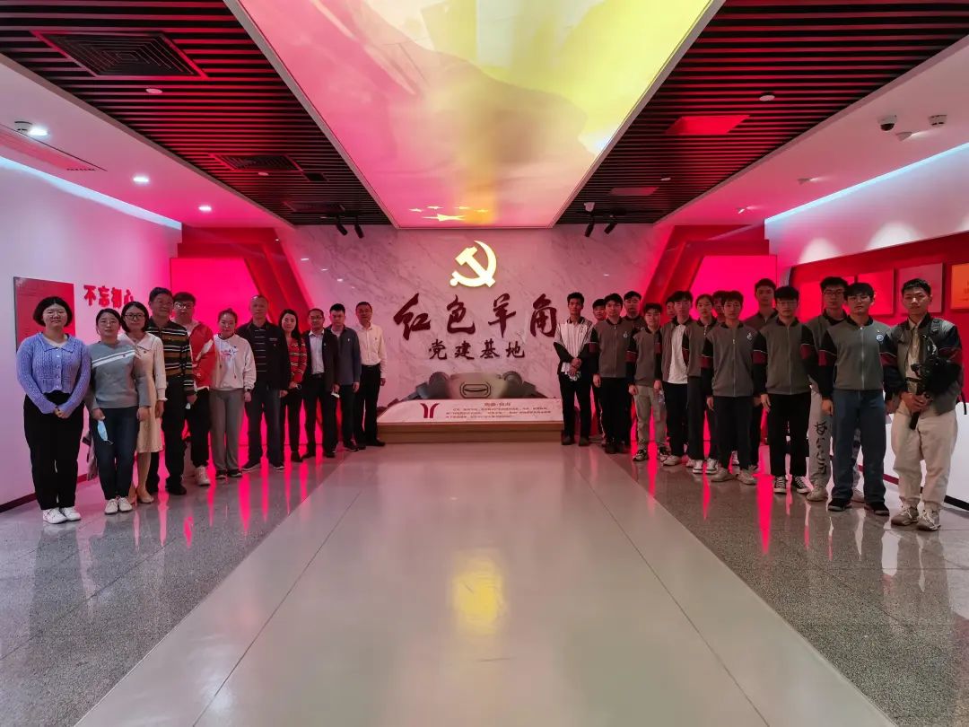 车辆党支部赴广州地铁开展主题党日活动.jpg 车辆党支部赴广州地铁开展主题党日活动.jpg