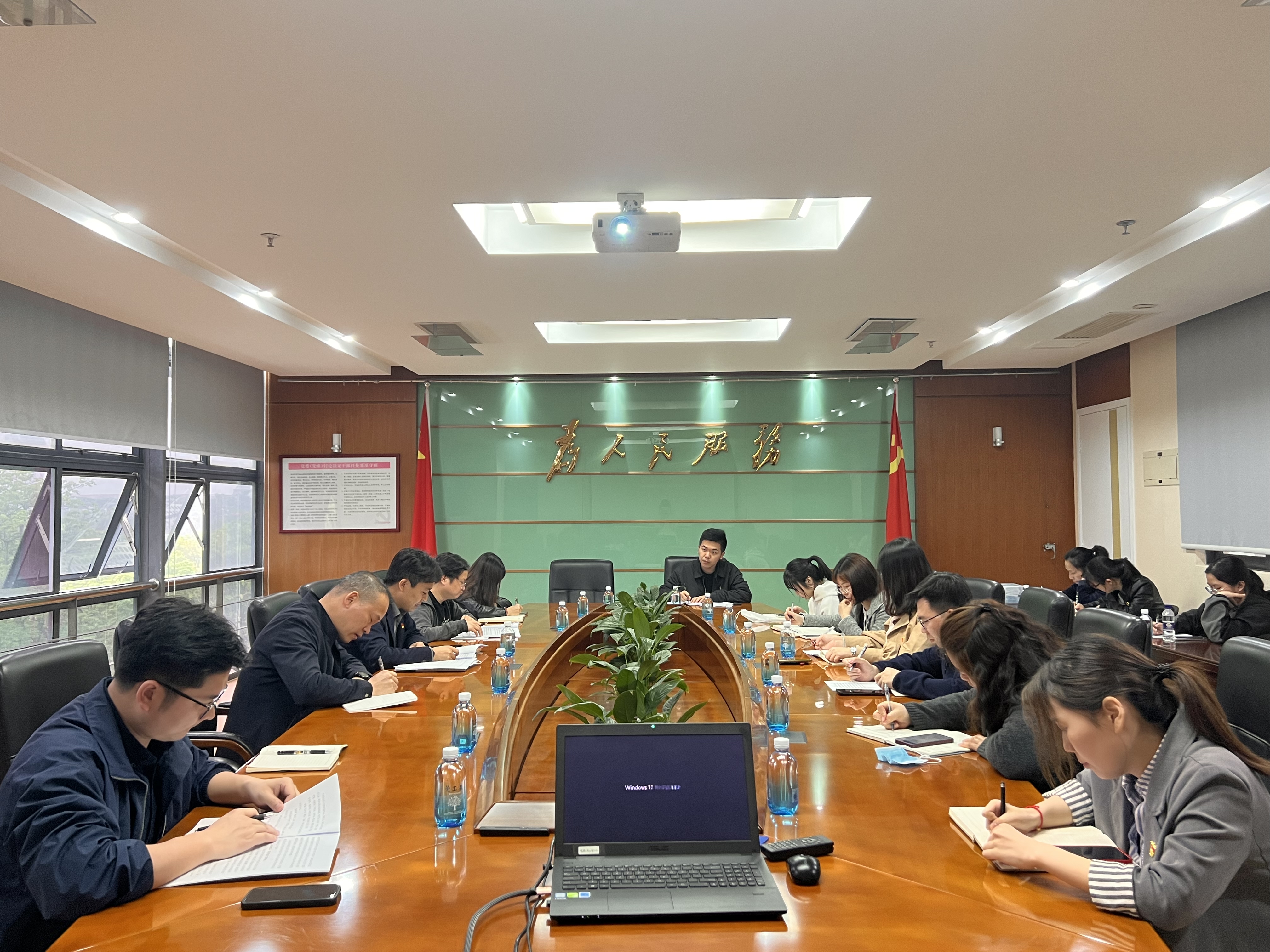 9e42a4c2dc3da3206e73bed55efbc82.jpg 9e42a4c2dc3da3206e73bed55efbc82.jpg