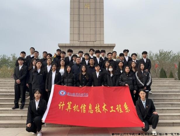 fb0b476862c34e59b8ed664f65cdc5ce.jpg fb0b476862c34e59b8ed664f65cdc5ce.jpg