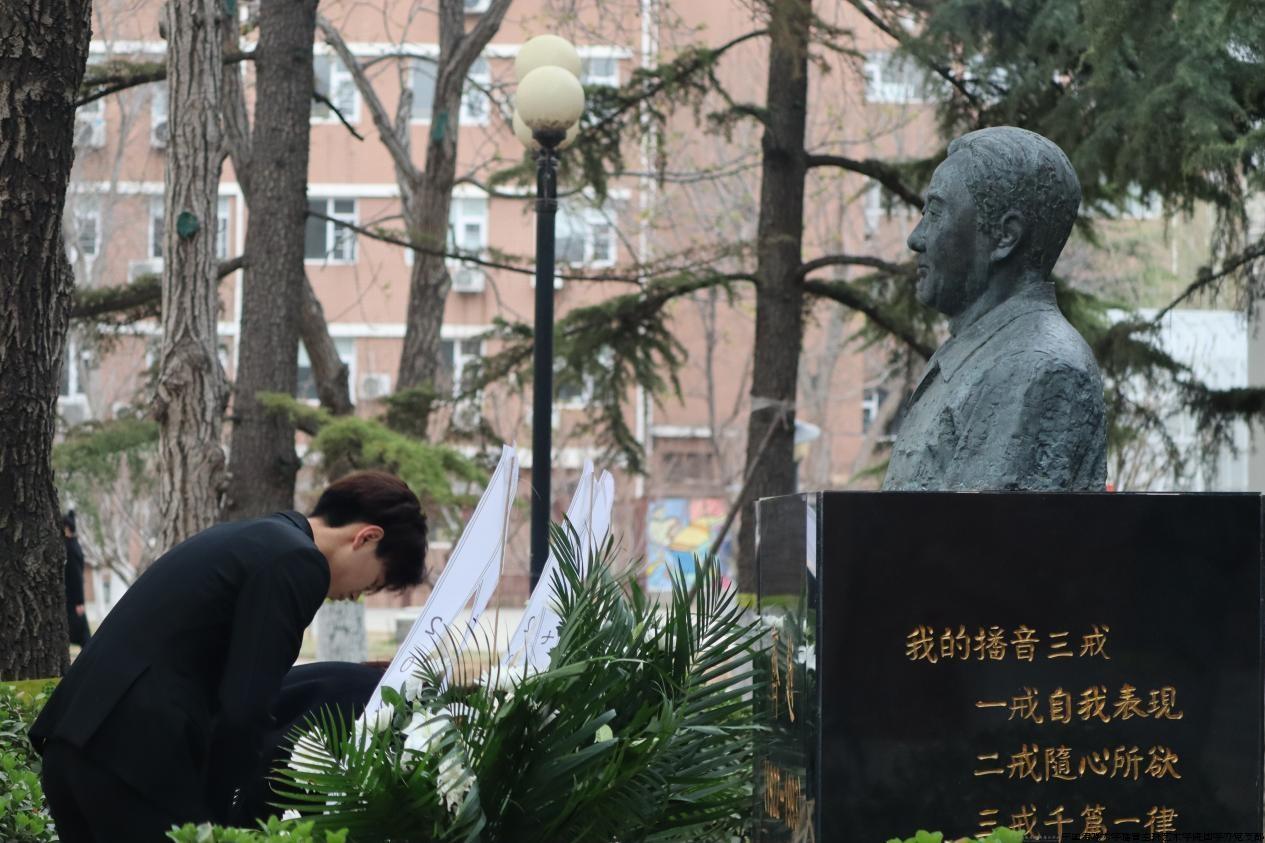 0000000000000.jpg 0000000000000.jpg