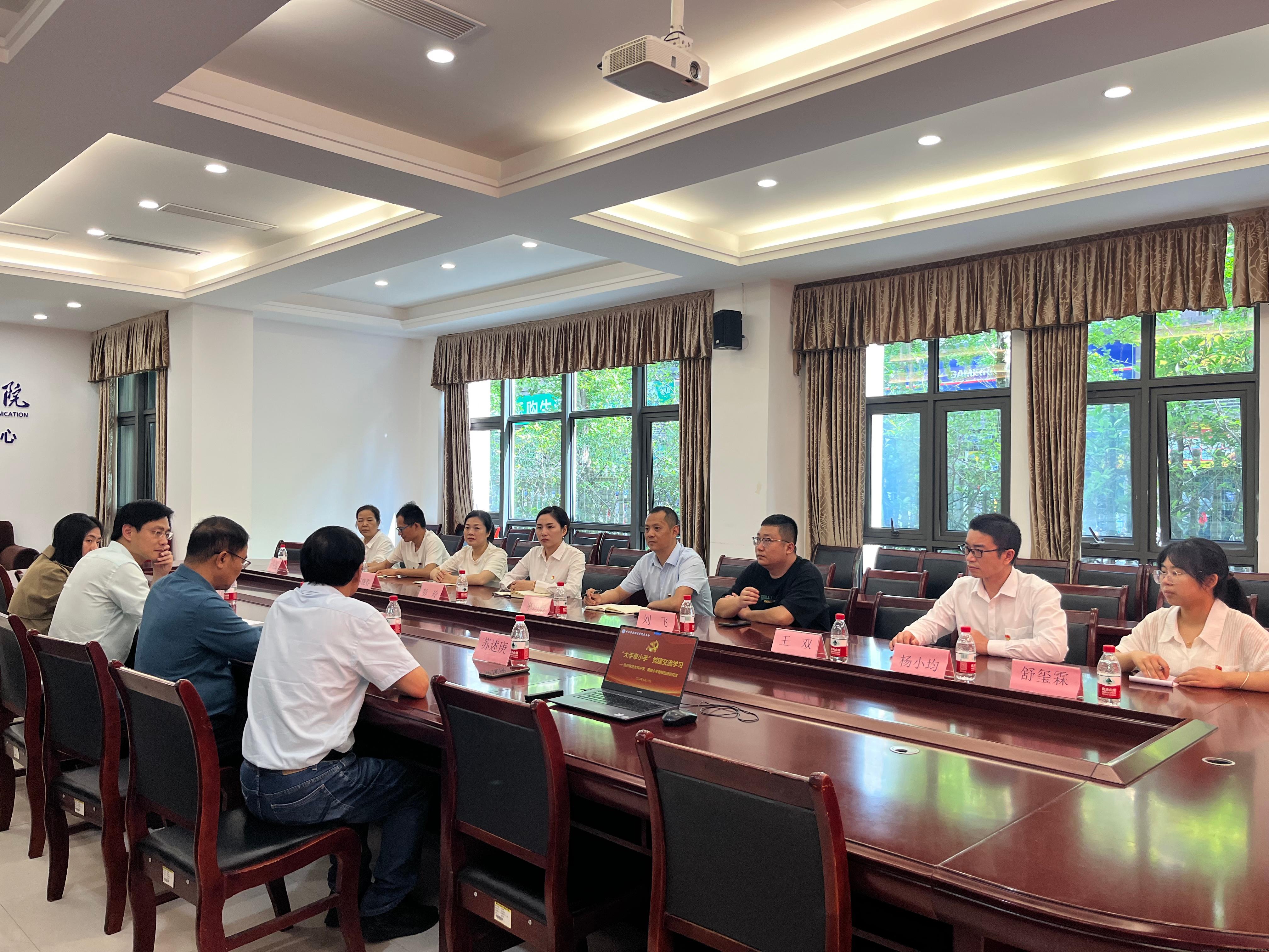 图片五.jpg 图片五.jpg