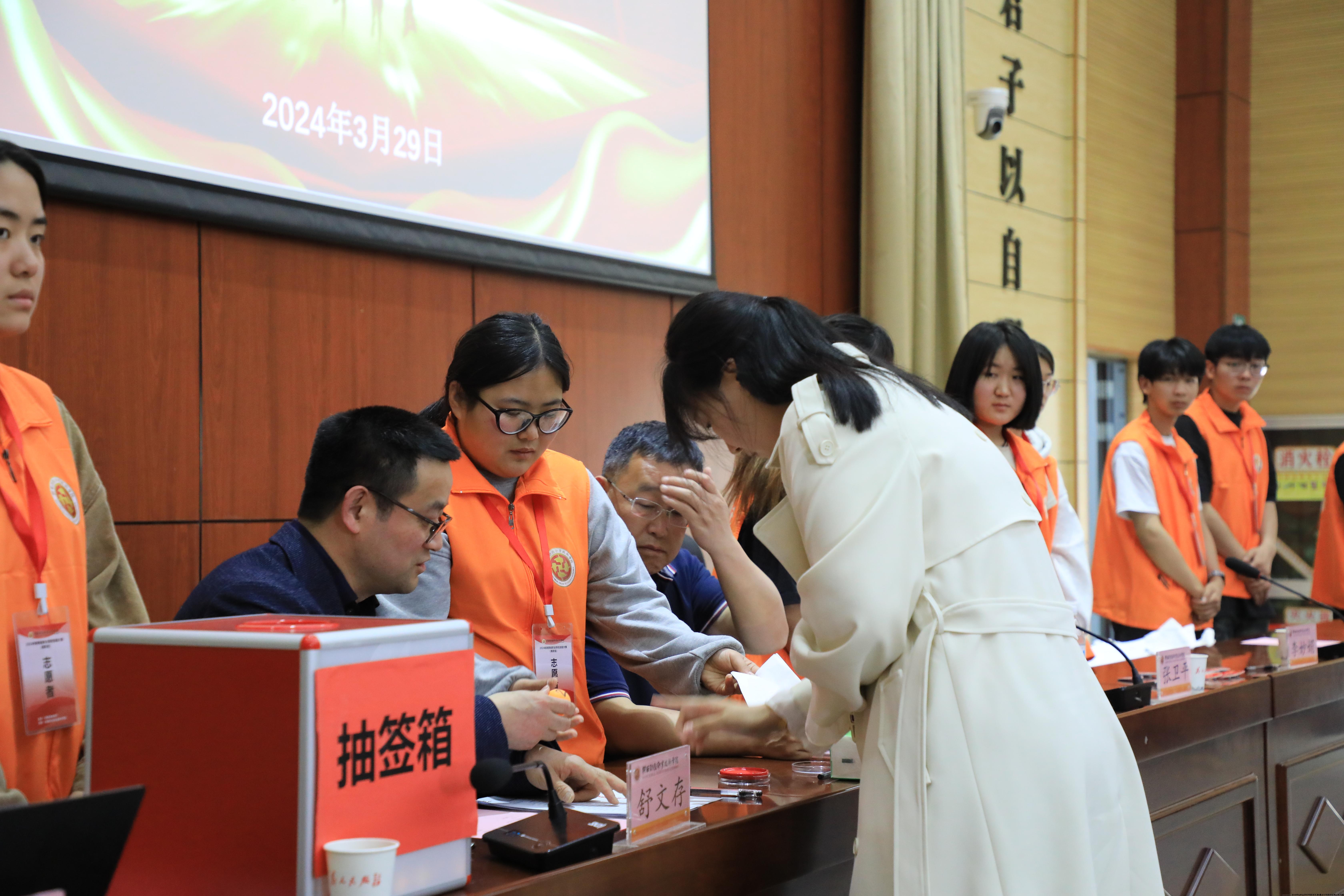 0N3A0182.JPG 0N3A0182.JPG