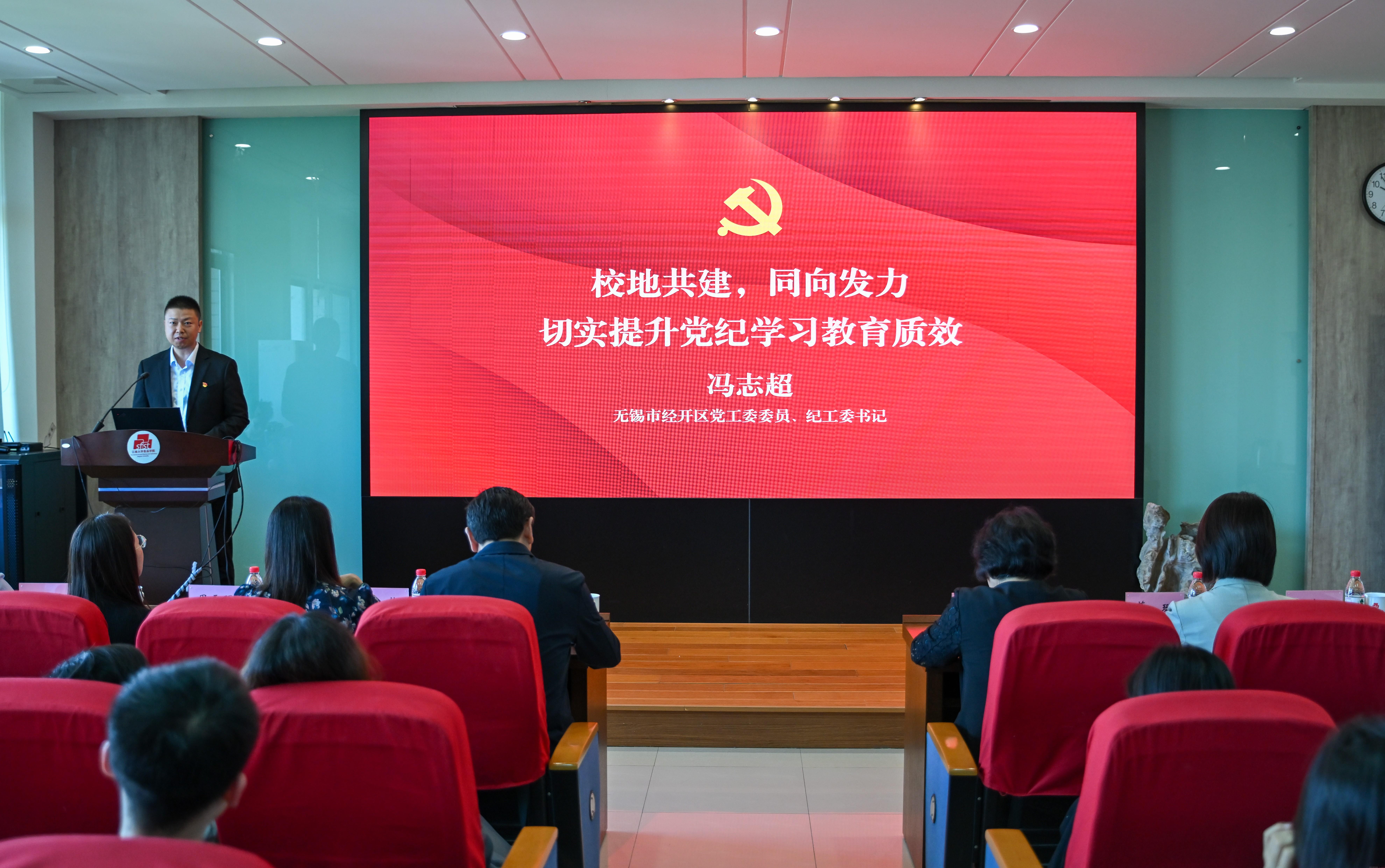 食品学院学习照片4.jpg 食品学院学习照片4.jpg