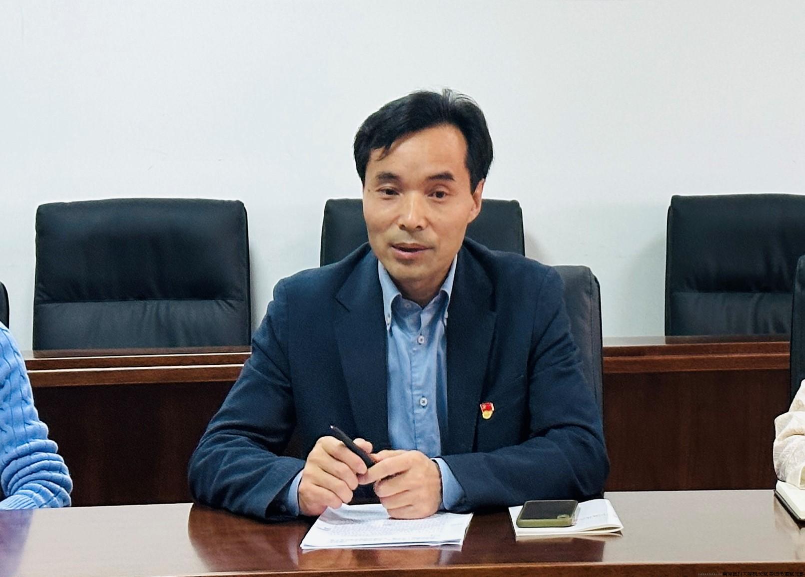 党课照片.jpg 党课照片.jpg