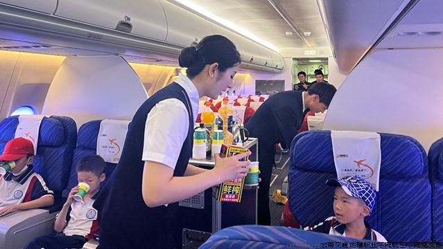 空中服务体验.jpg