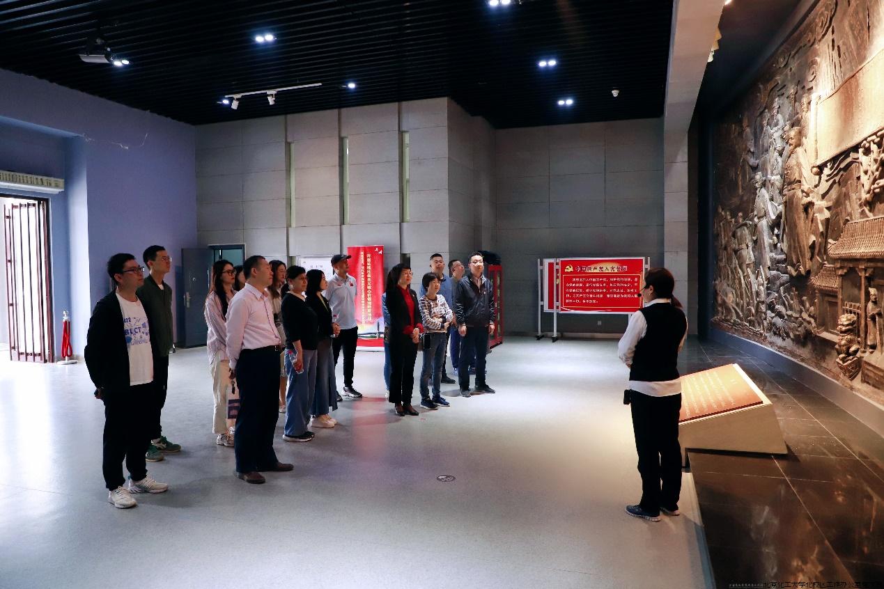 教务处招办党支部联合北区办党支部组织参观 “明镜昭廉”反贪尚廉历史文化园2.jpg