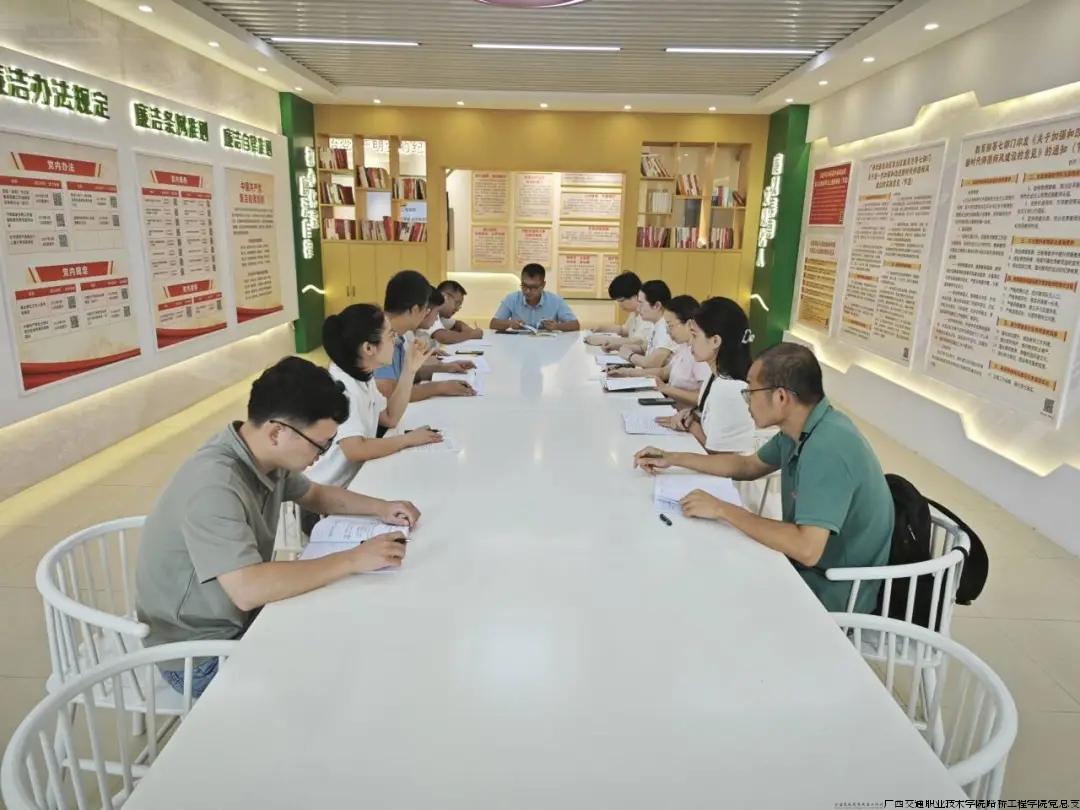 1.webp.jpg 1.webp.jpg