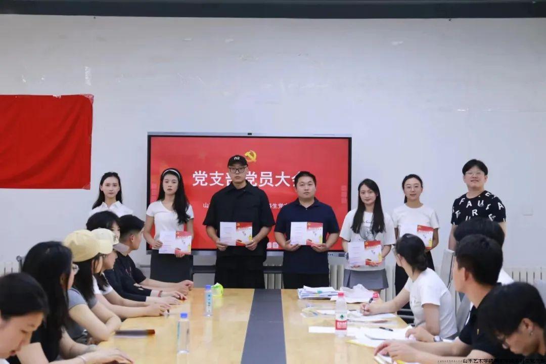 4b6f39b4feb441e6b4cac096a2180368.jpg 4b6f39b4feb441e6b4cac096a2180368.jpg