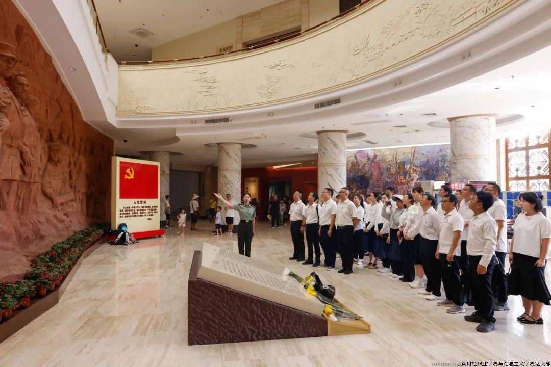 图片2.jpg 图片2.jpg