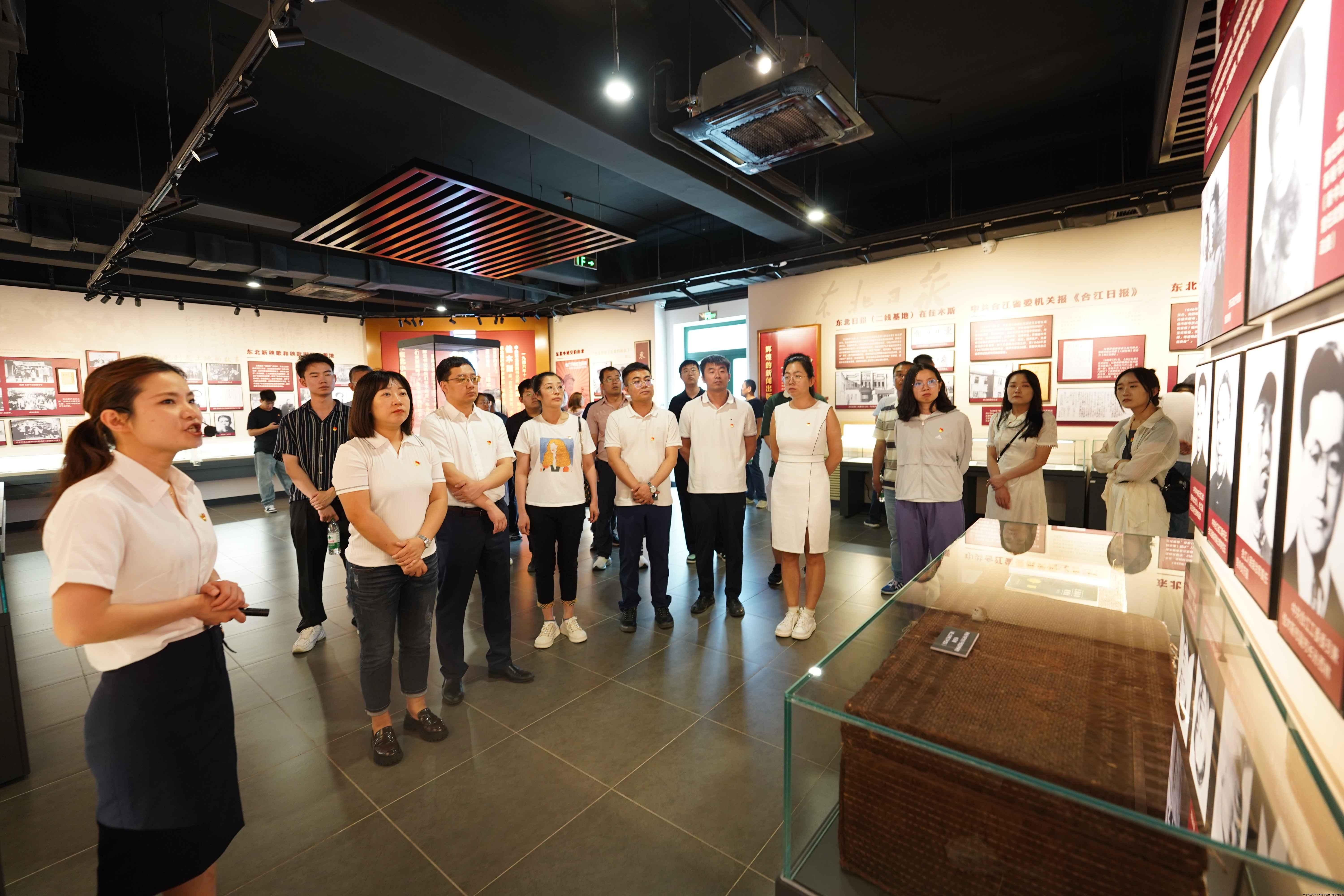 DSC07173(1).jpg DSC07173(1).jpg