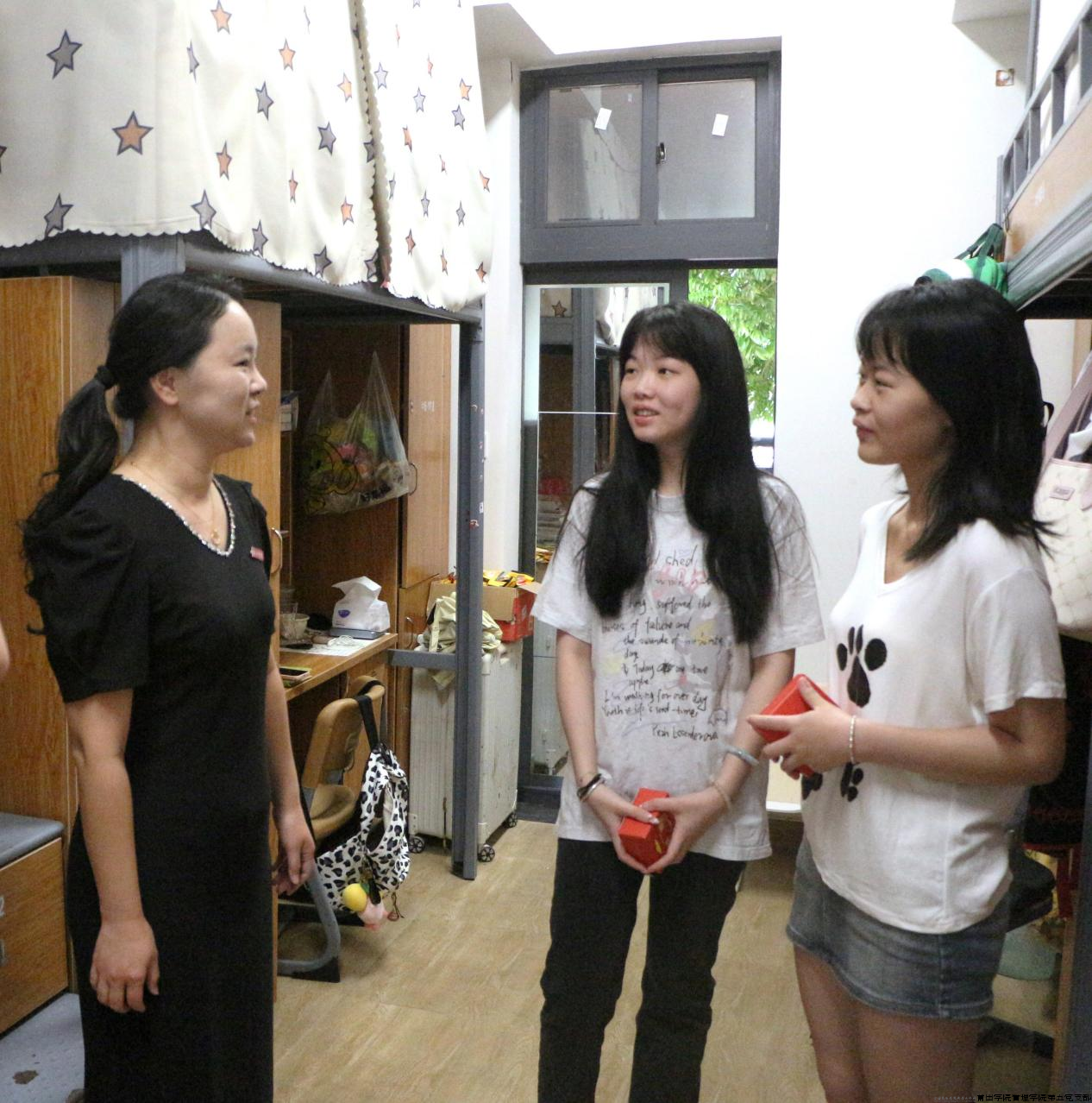 图片2.png 图片2.png