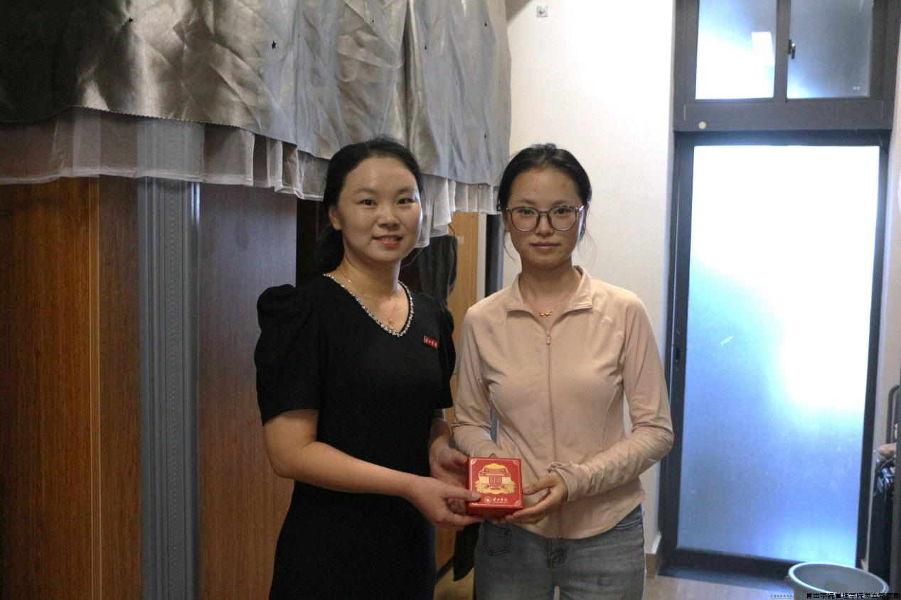 图片4.png 图片4.png