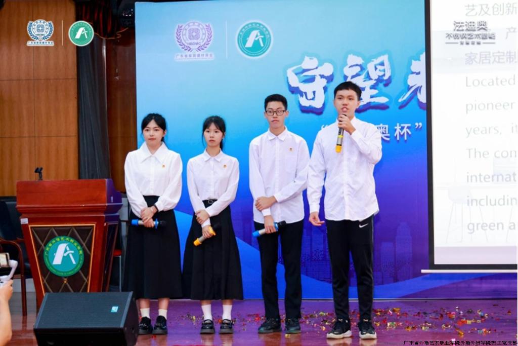 W023333.jpg W023333.jpg