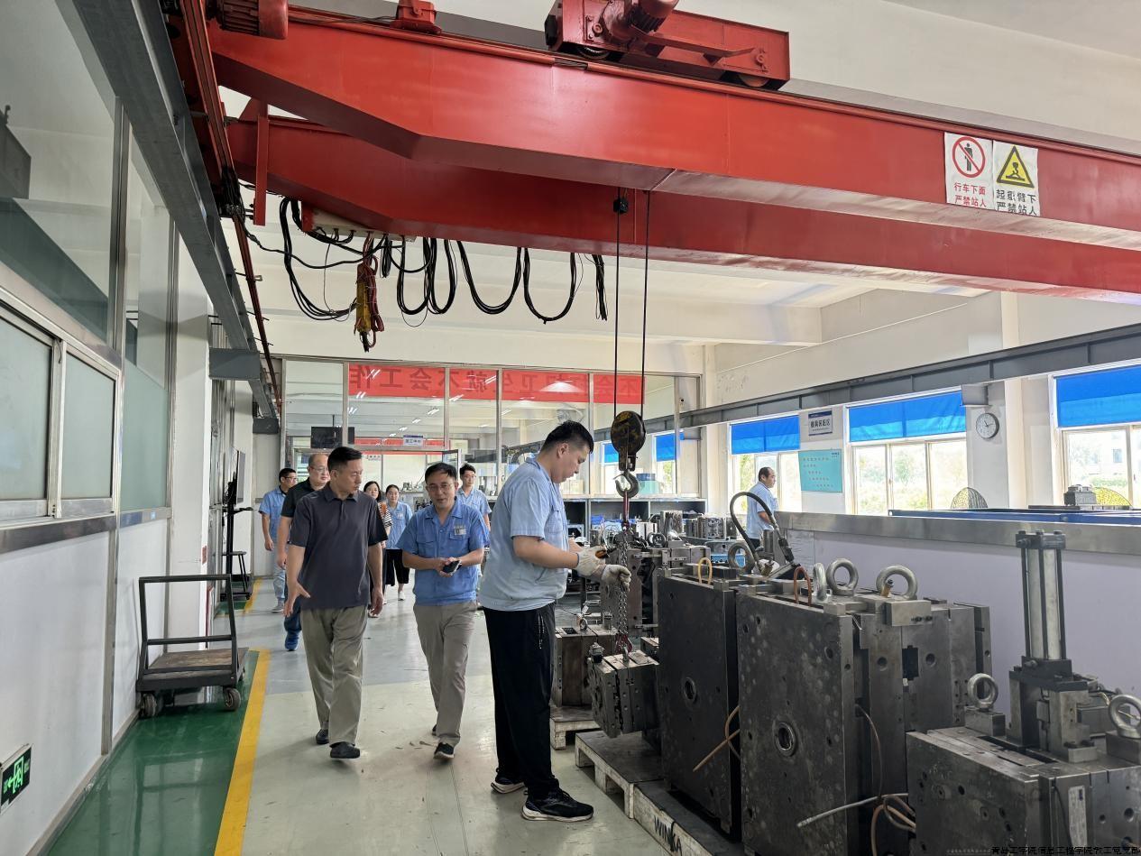 图片4.jpg 图片4.jpg