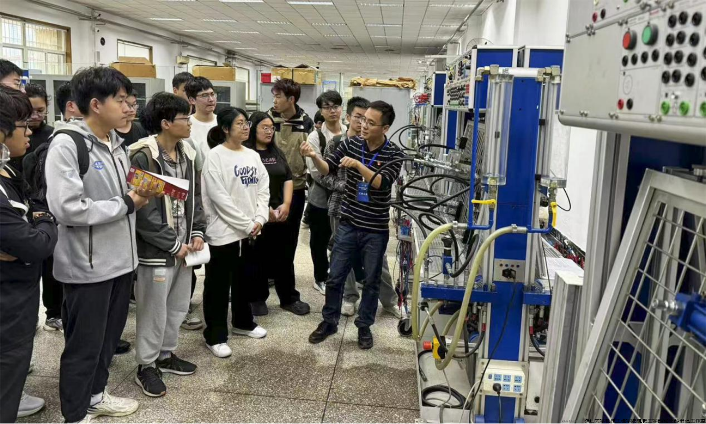 河北省液压与气动技术科普示范基地现场.png 河北省液压与气动技术科普示范基地现场.png