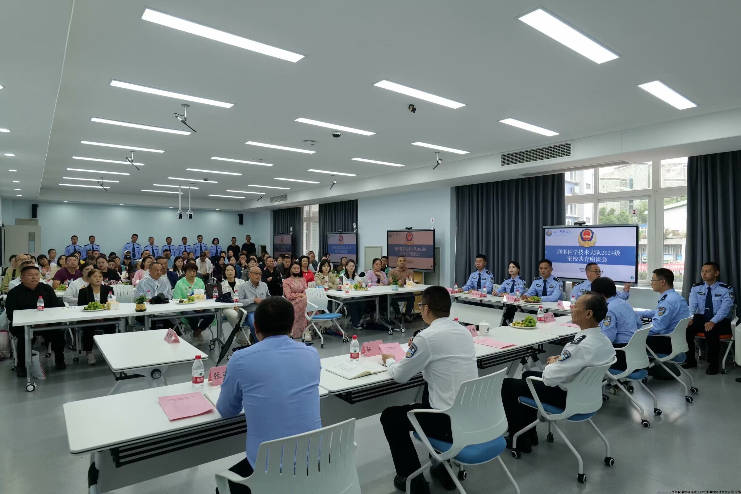 04416F38A70E7BB6F97C659AE77A80B7.png 04416F38A70E7BB6F97C659AE77A80B7.png