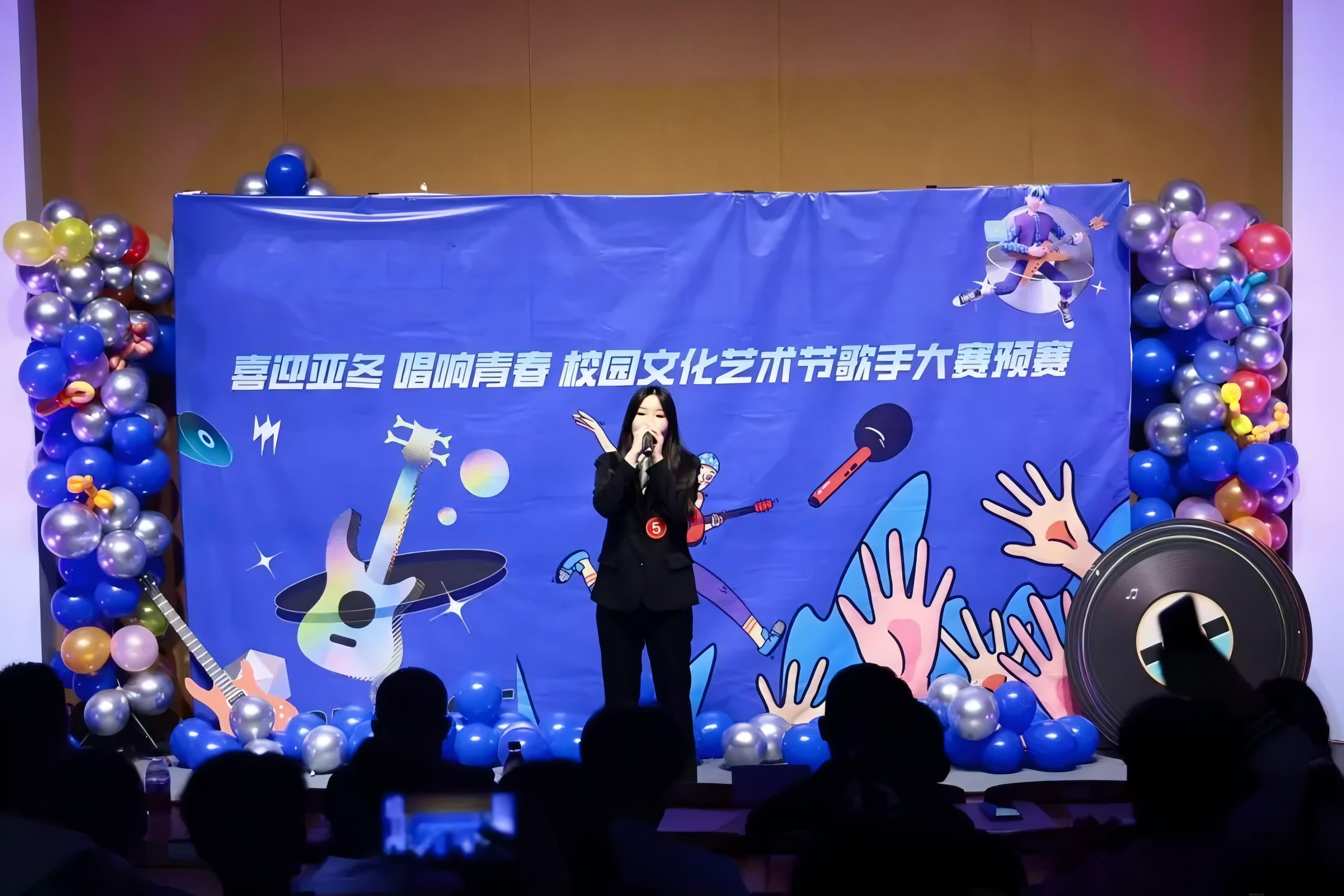 5号选手:2301301 张赫.jpg 5号选手:2301301 张赫.jpg