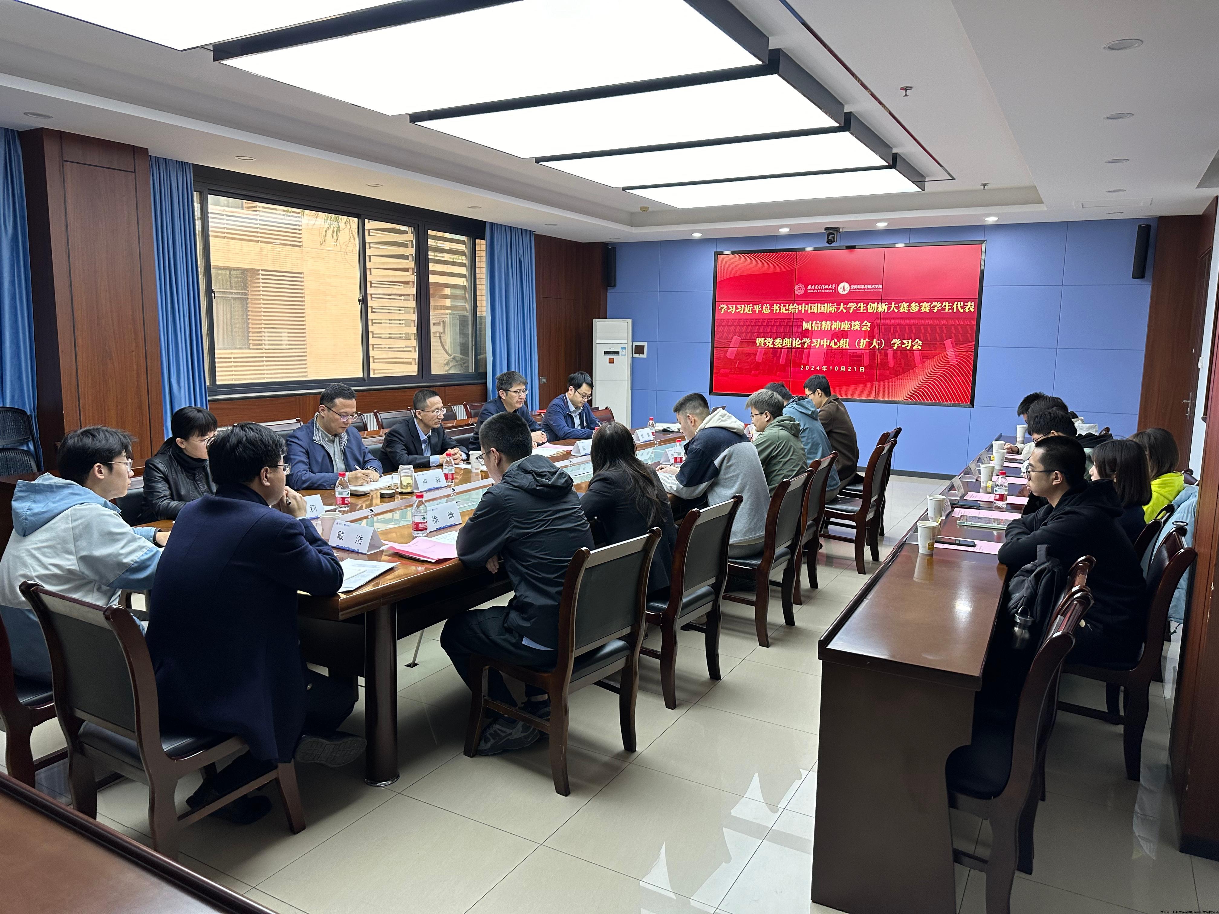 f0d8a8929cf5966340f544d4f302913.jpg f0d8a8929cf5966340f544d4f302913.jpg