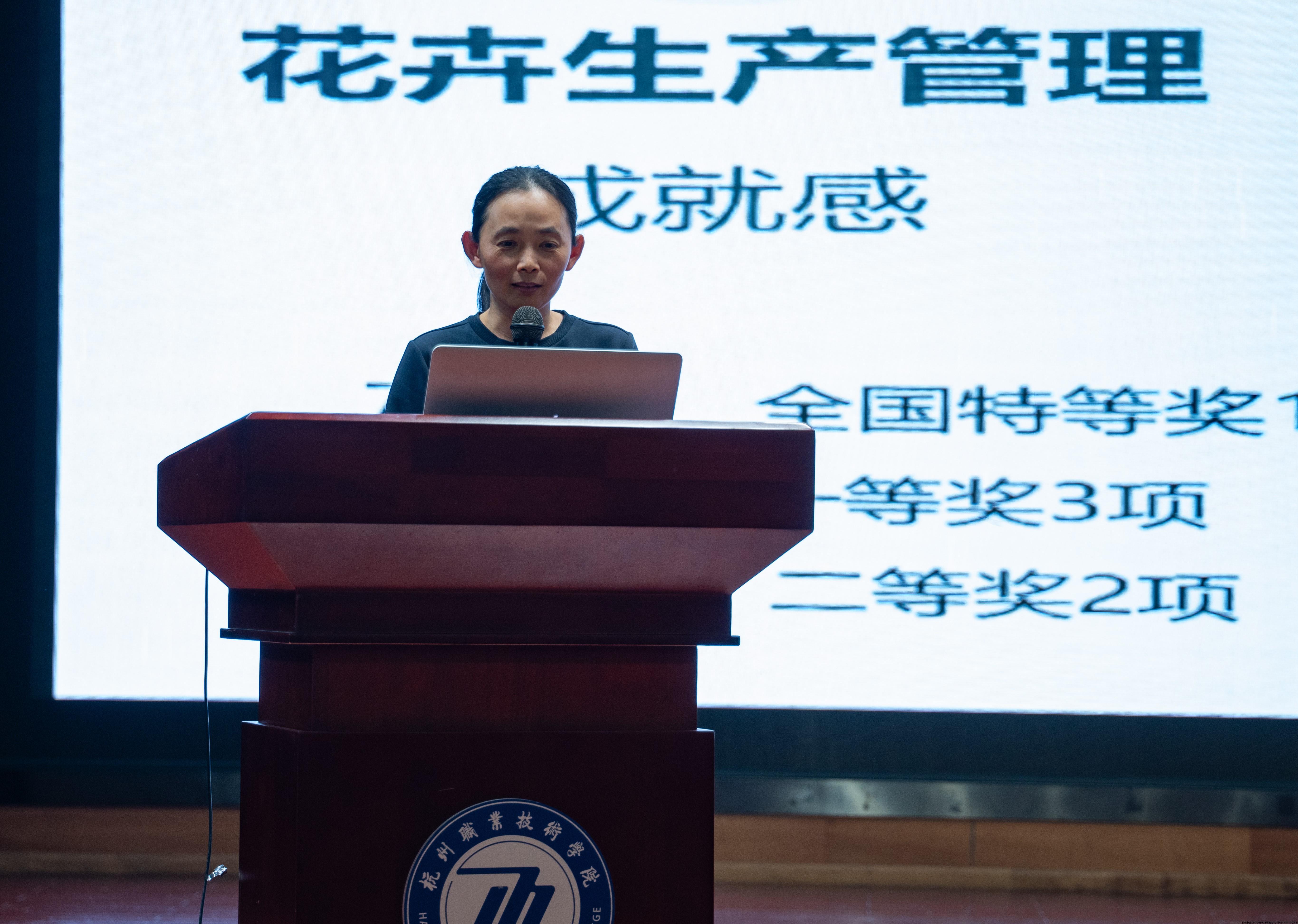 R5_05064.JPG R5_05064.JPG