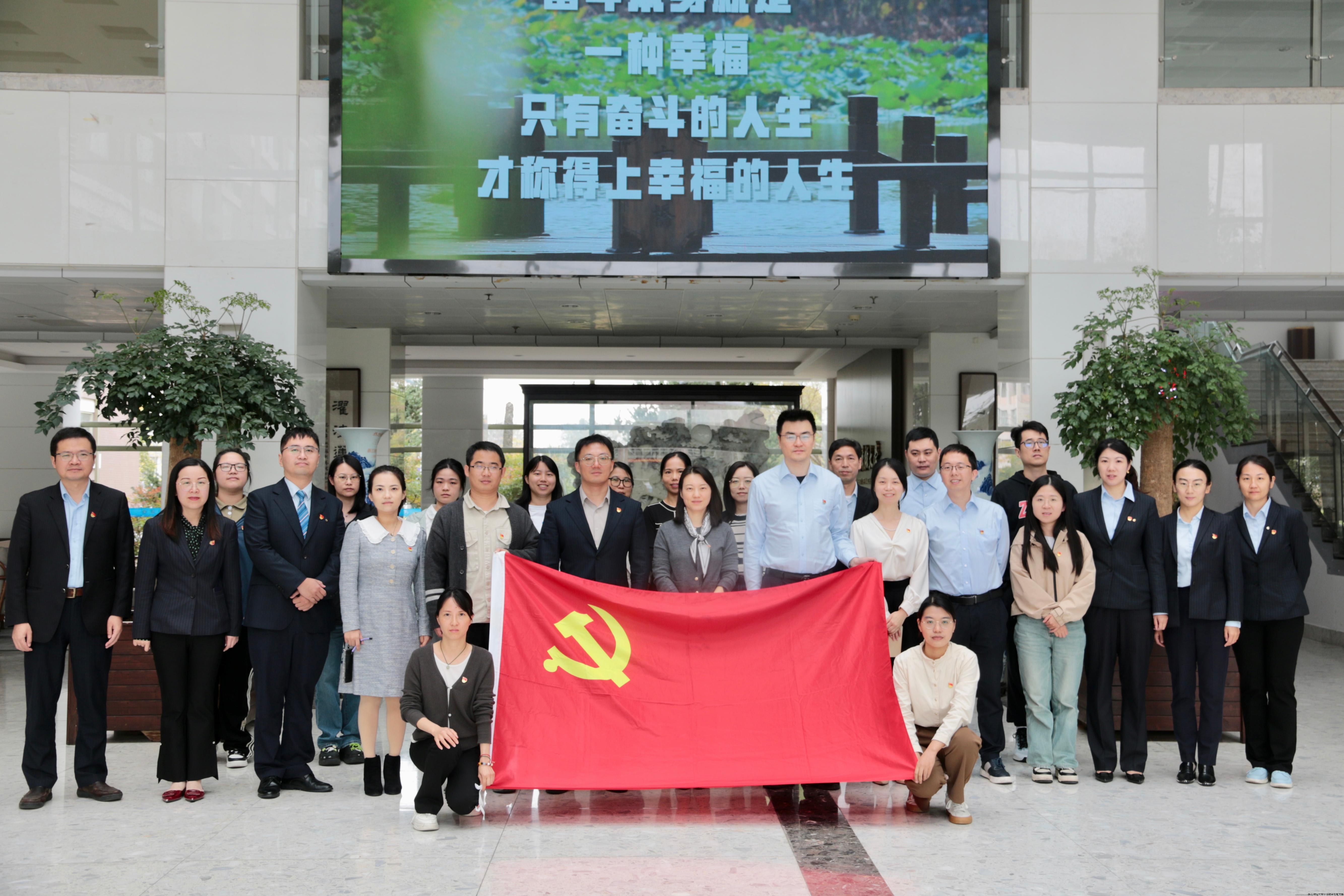 大合照.jpg 大合照.jpg