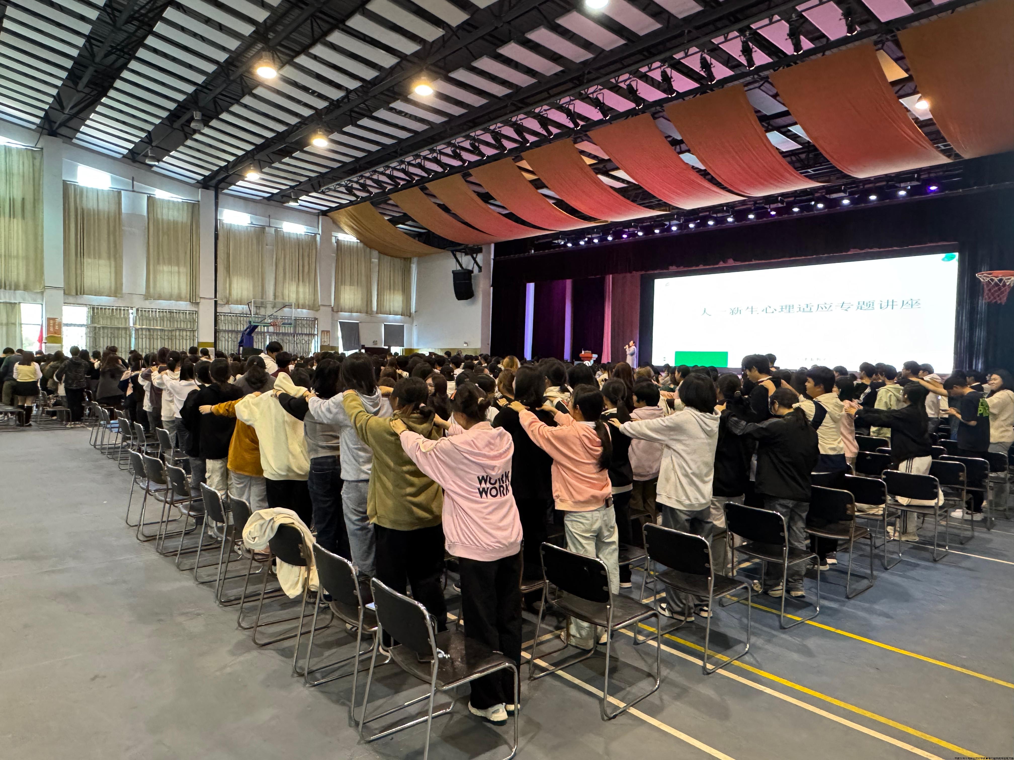 互动.jpg 互动.jpg