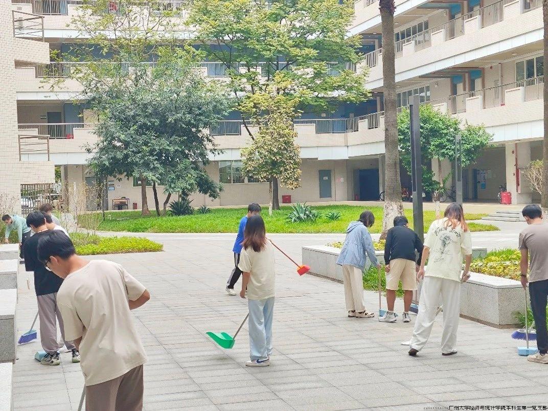 打扫教学楼 打扫教学楼