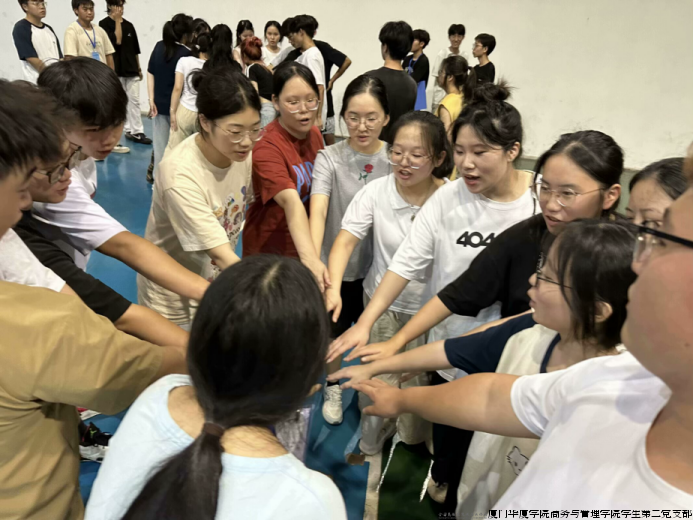 活动照片 (1).png